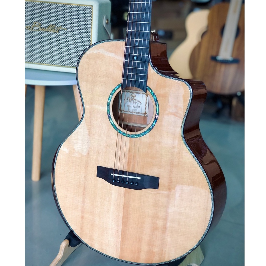 ไม้แท้ทั้งตัว! กีต้าร์โปร่งไฟฟ้า Resonance รุ่น R01 สีไม้