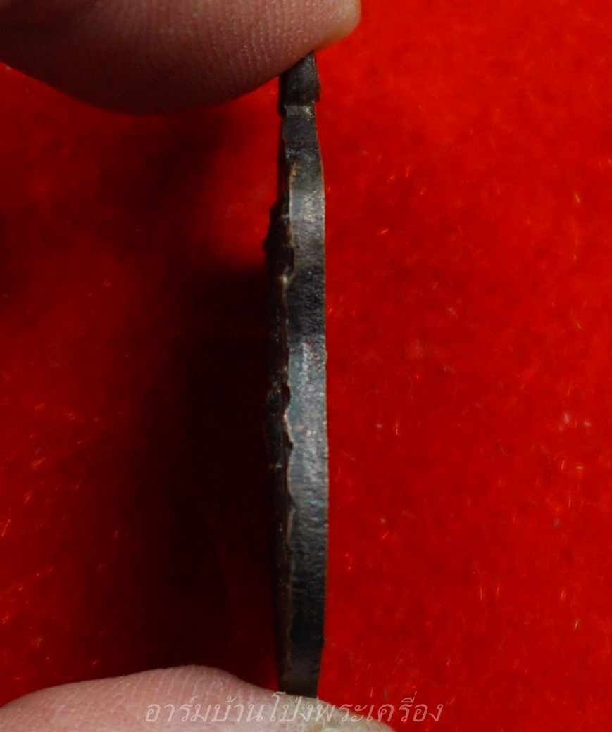 หลวงพ่อบ้อง วัดห้วยผักชี รุ่นผูกพัทสีมา ปี๓๙ เนื้อทองแดง(องค์ที่3)