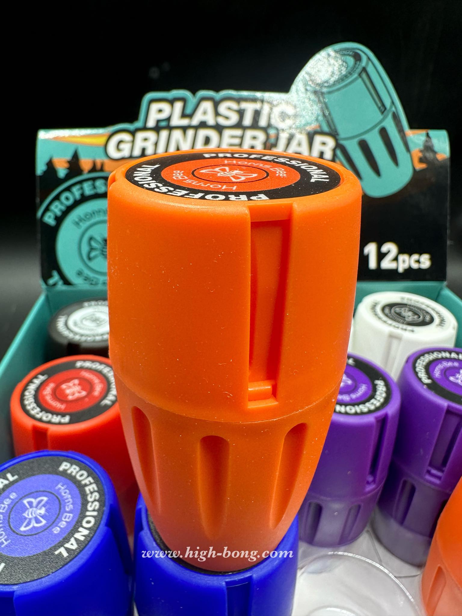 เครื่องบดสมุนไพรทรงถังโอ๊ค Plastic Grinders Jar (ส้ม)