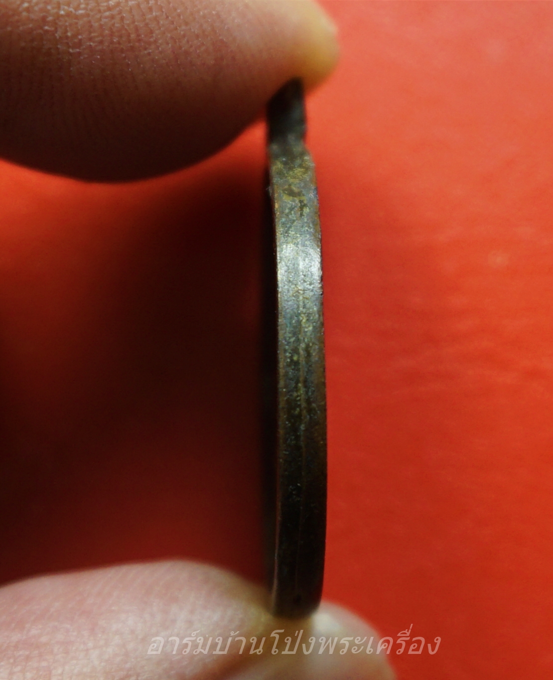 หลวงพ่อแป๊ะ วัดสว่างอารมณ์ เหรียญกลม ยันต์นกสาริกา หลังยันต์เก้าแถว(องค์ที่3)