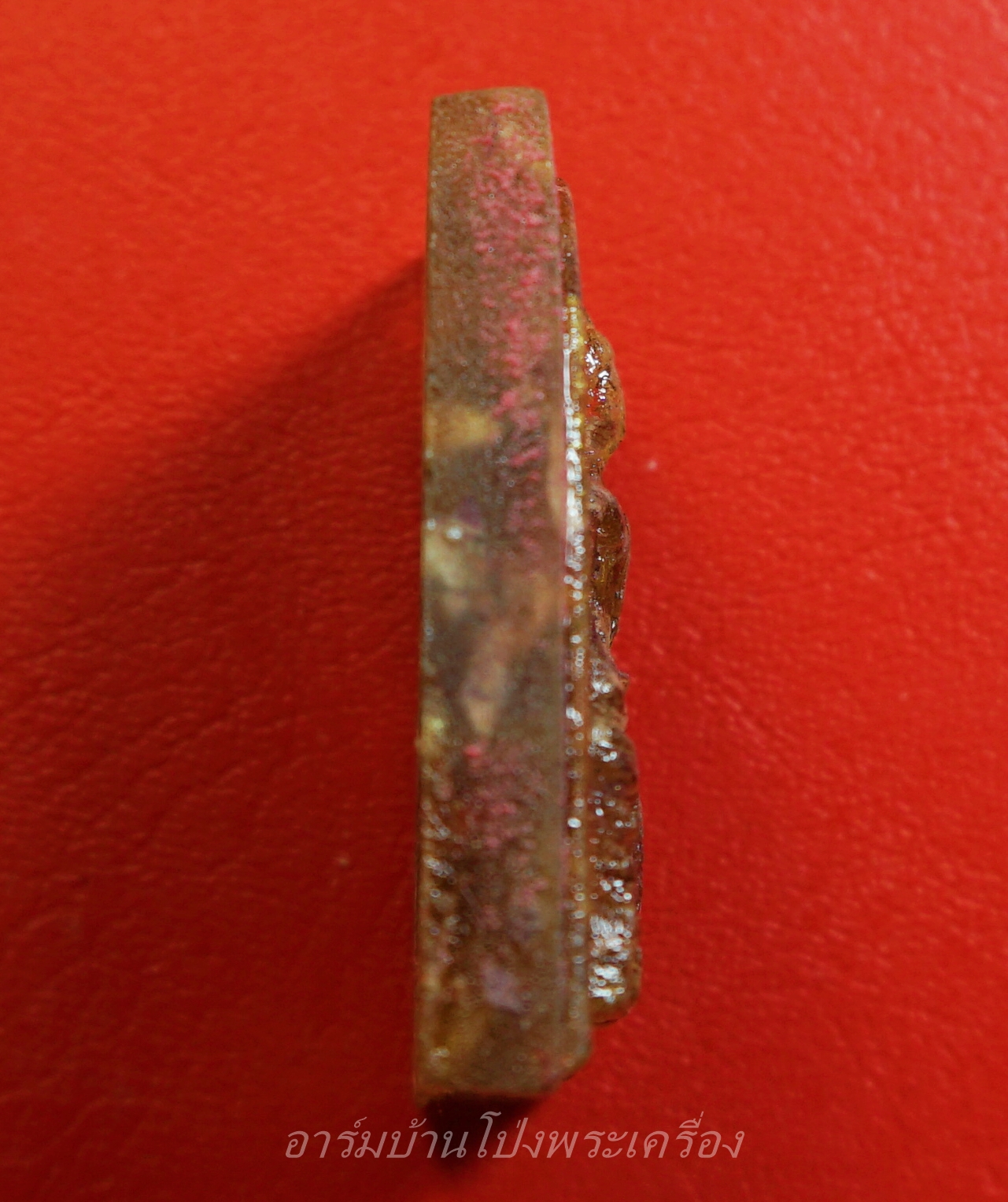 หลวงพ่อโสธร วัดหลวงพ่อโสธร ปี๒๕๓๘ เนื้อเรซิ่นผสมธนบัตร(องคที่2)