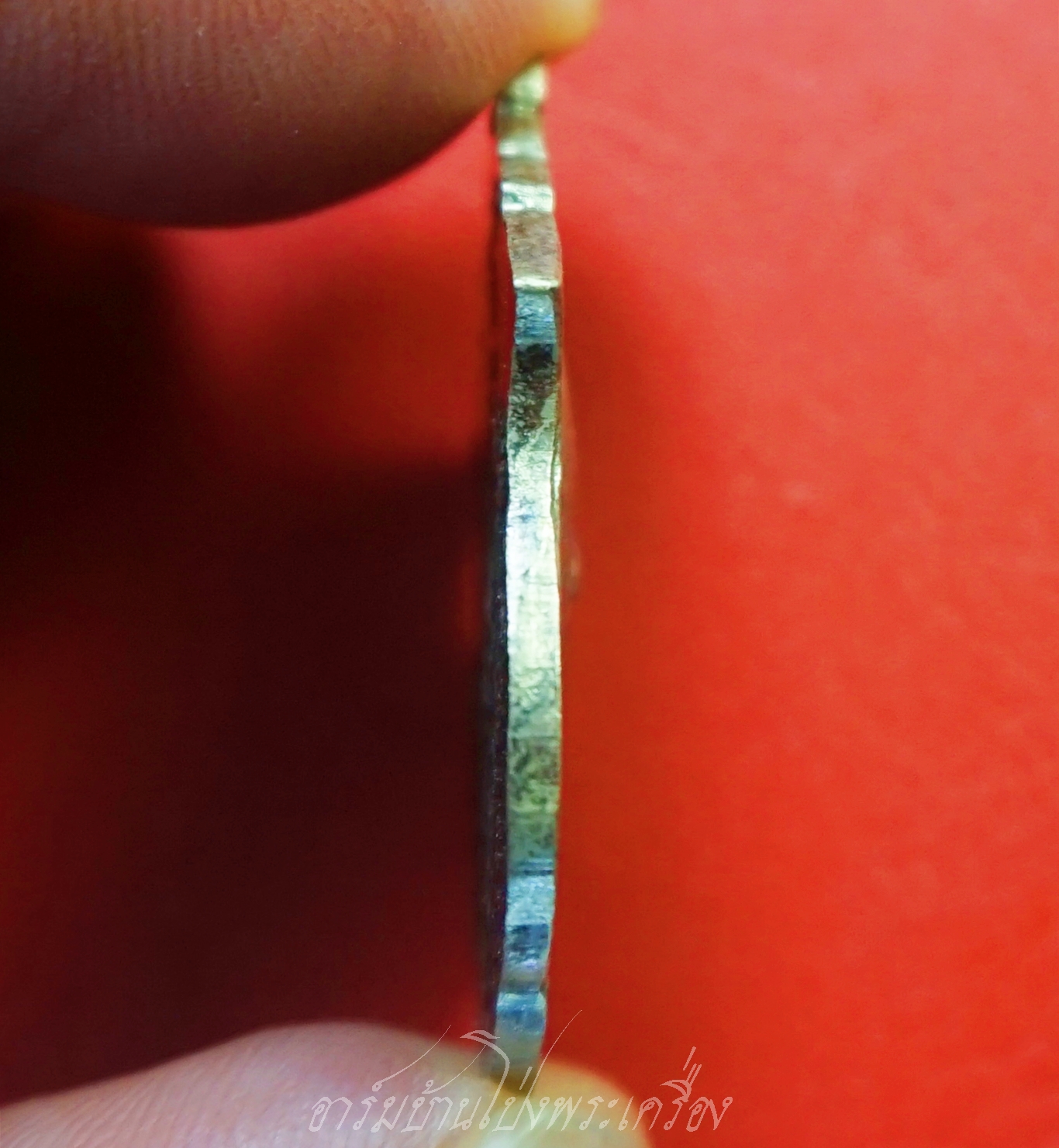 หลวงพ่อฮึ่ม วัดปลักแรด รุ่นสอง ปี๒๕๑๓ เนื้อกะไหล่เงิน(องค์ที่3)