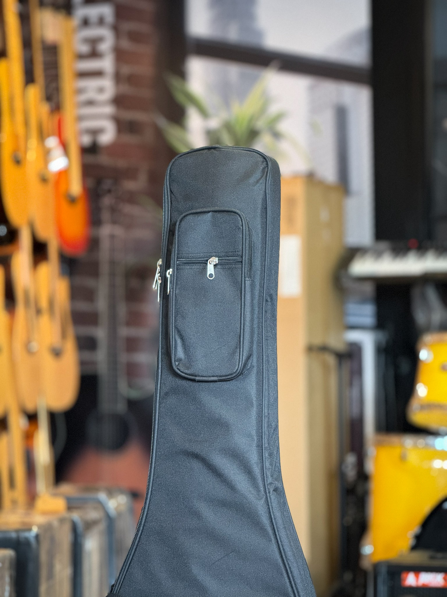 กระเป๋าเบส Fender สีดำ/สีเทา ซอฟเคสเบสไฟฟ้า บุฟองน้ำ 12 มิล ผ้า600D มีที่รองก้น/หมอนรองคอ/สะพายหลัง