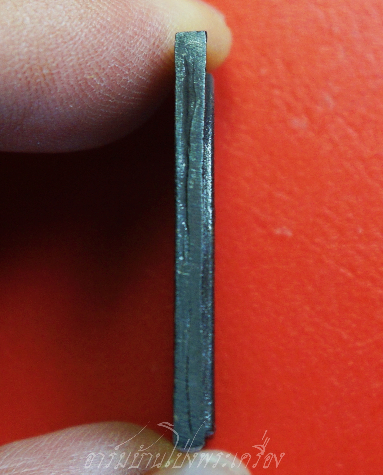 หลวงพ่อคูณ วัดบ้านไร่ สมเด็จ ลาภผล คูณทวี เสาร์๕ ปีระกา ๓๖ เนื้อโลหะ(องค์ที่1)