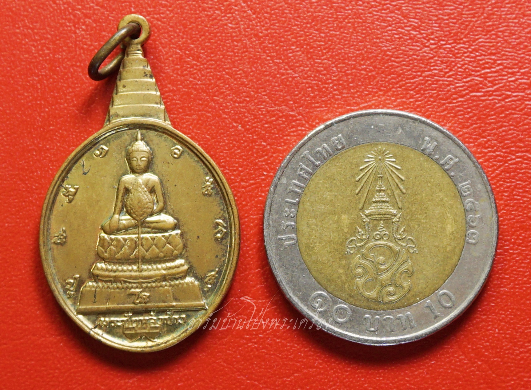 เหรียญพระชัยหลังช้าง สก. ปี 2530 พิธีใหญ่วัดพระแก้ว กะไหล่ทอง(องค์ที่1)