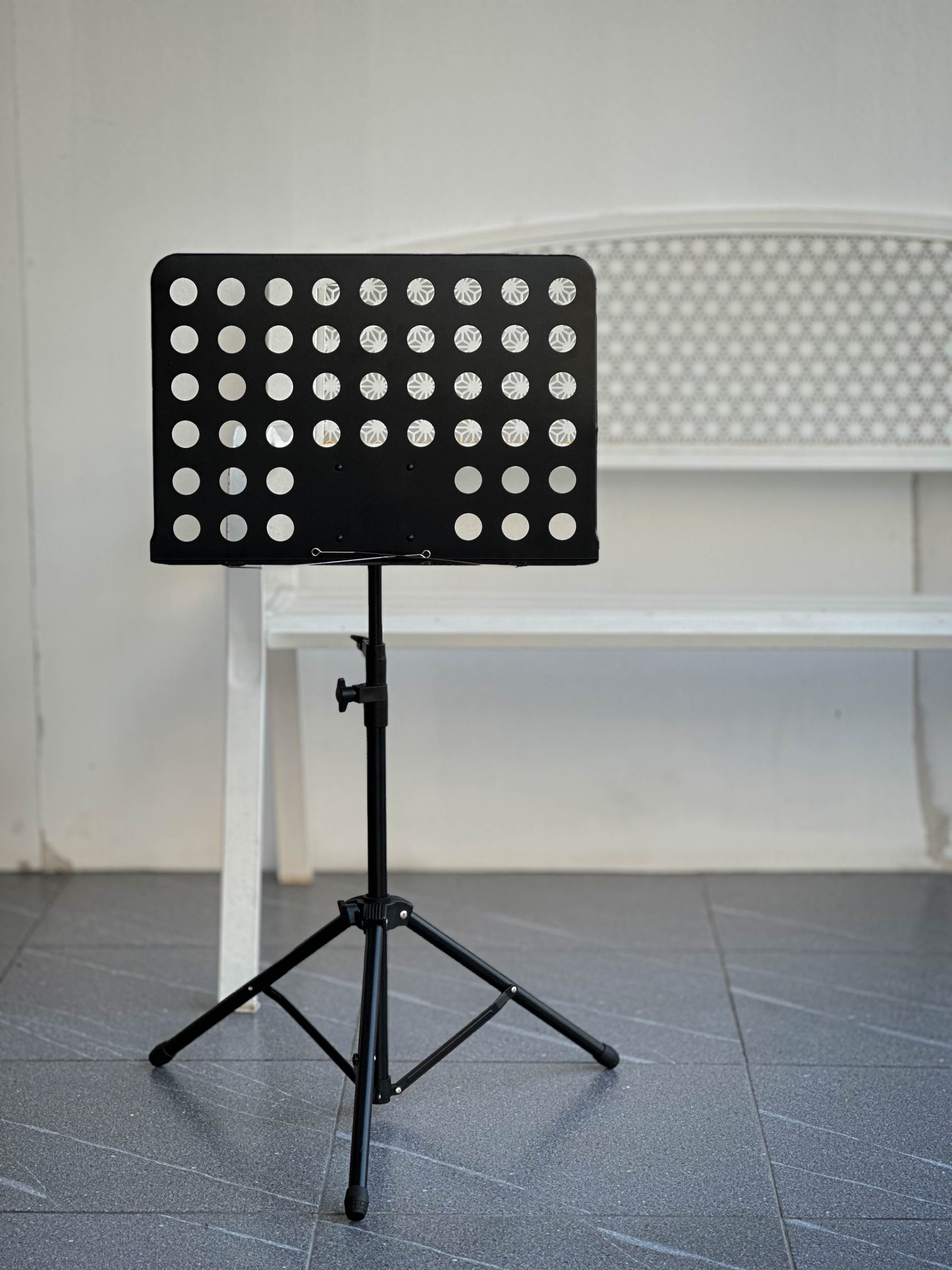 "Note Stand"สแตนโน็ตเล็กแบบบเหล็ก,ขาตั้งโน๊ตเพลง,ที่วางโน๊ตขนาดเล็ก,ปรับความสูงต่ำได้,เหล็กแข็งแรง