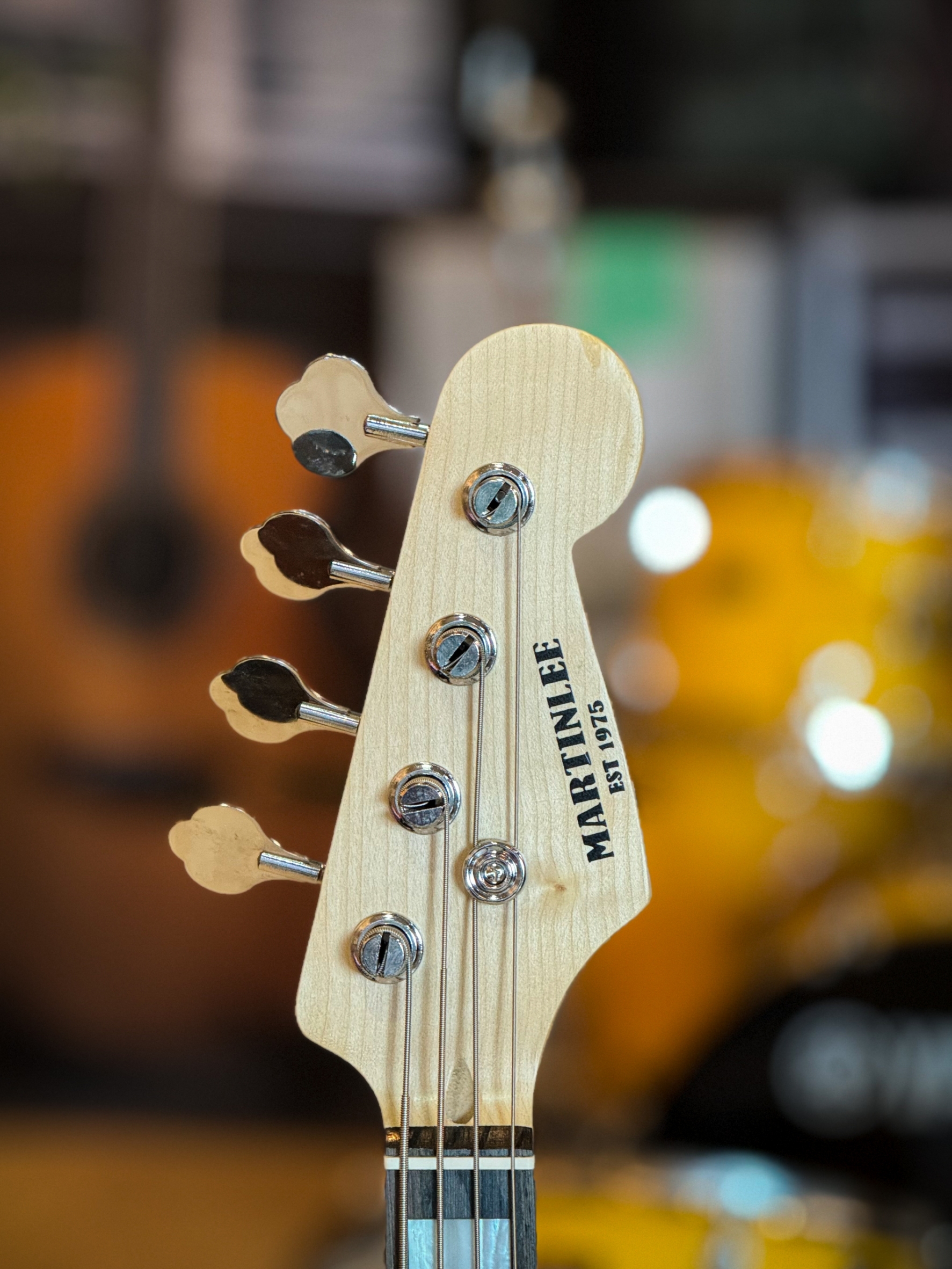 Bass Martinlee Jazz เบส 4 สาย สีไม้ 20 เฟรต รุ่น JB98R-5 พร้อมของแถมสุดคุ้ม