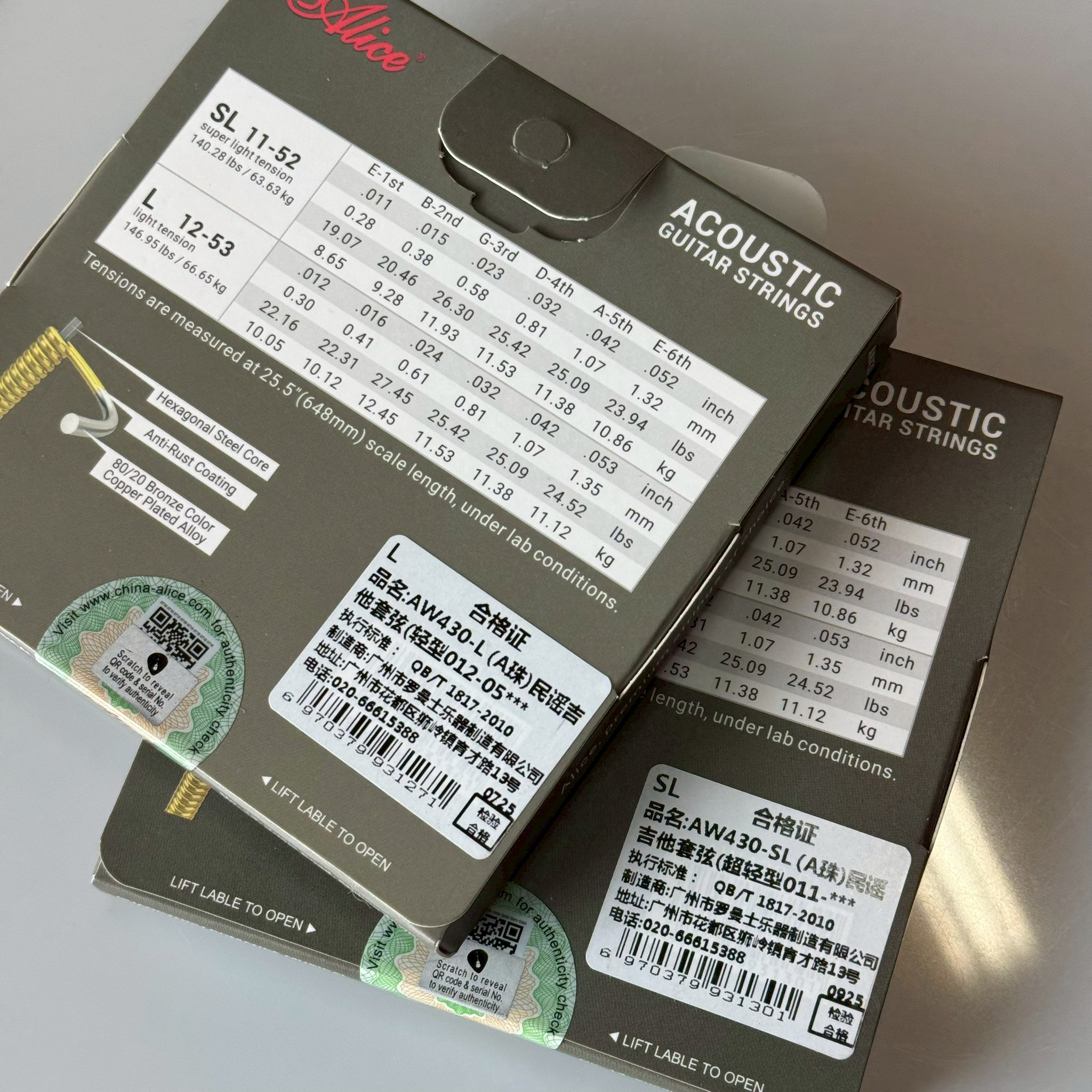 Alice สายกีตาร์โปร่งเคลือบกันสนิม AW430 Super Light "Bright Tone" ให้โทนเสียงใส (เบอร์ 11 และ 12)