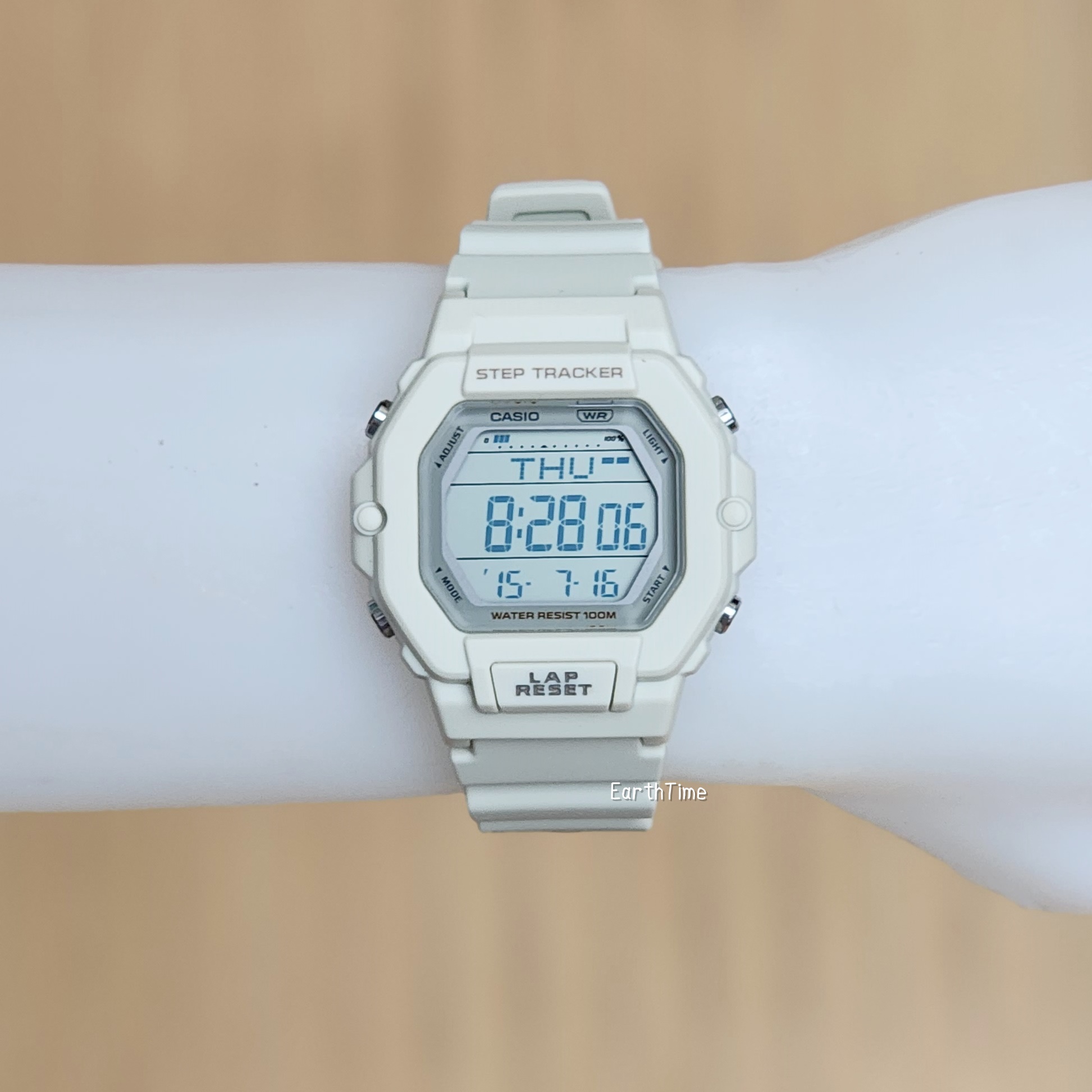 LWS-2200H-8AV l CASIO สายเรซิ่น