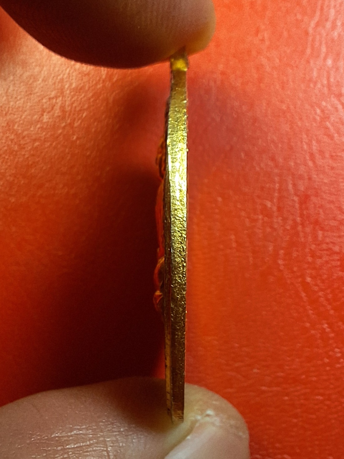 เหรียญพระพุทธชินราช วัดบ้านถ้ำ จ.กาญจนบุรี เนื้อกะไหล่ทองลงยา(องค์ที่1)