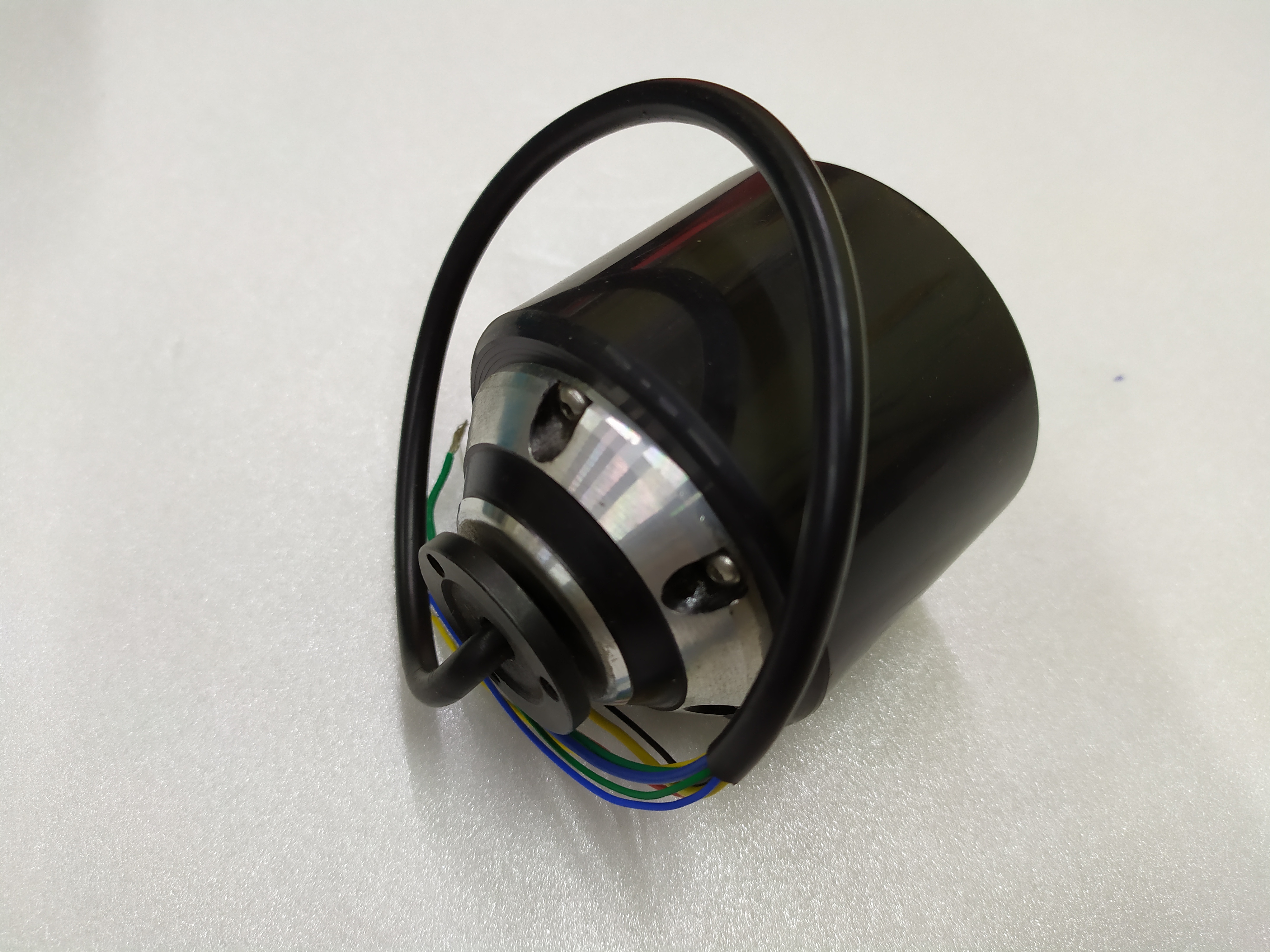 มอเตอร์ล้อสเก็ตบอร์ด 24v 70kv (brushless)
