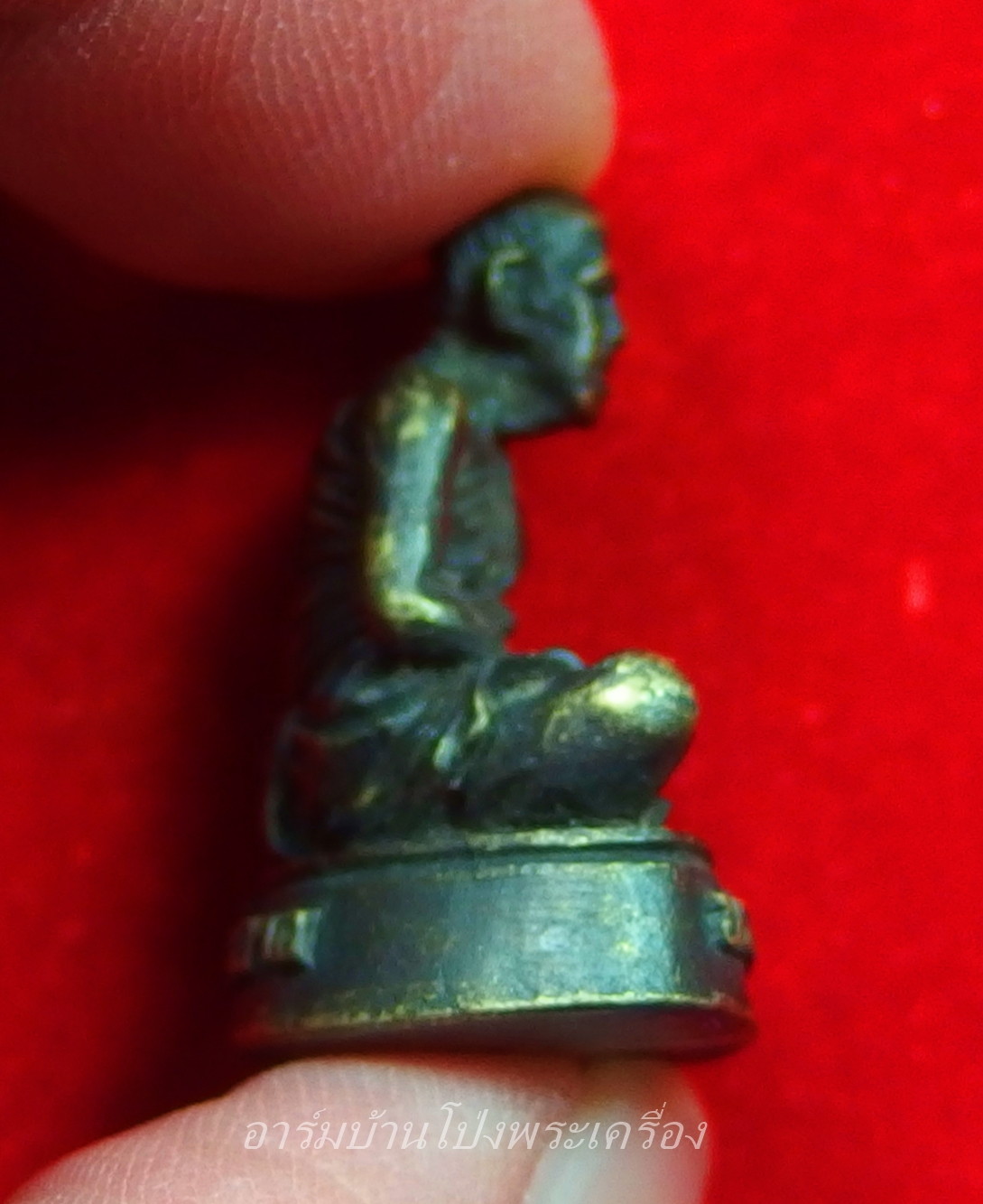 หลวงปู่จันทร์ วัดบ้านยาง รูปหล่อ อุดกริ่ง ปี๕๒ เนื้อทองเหลือง(องค์ที่3)