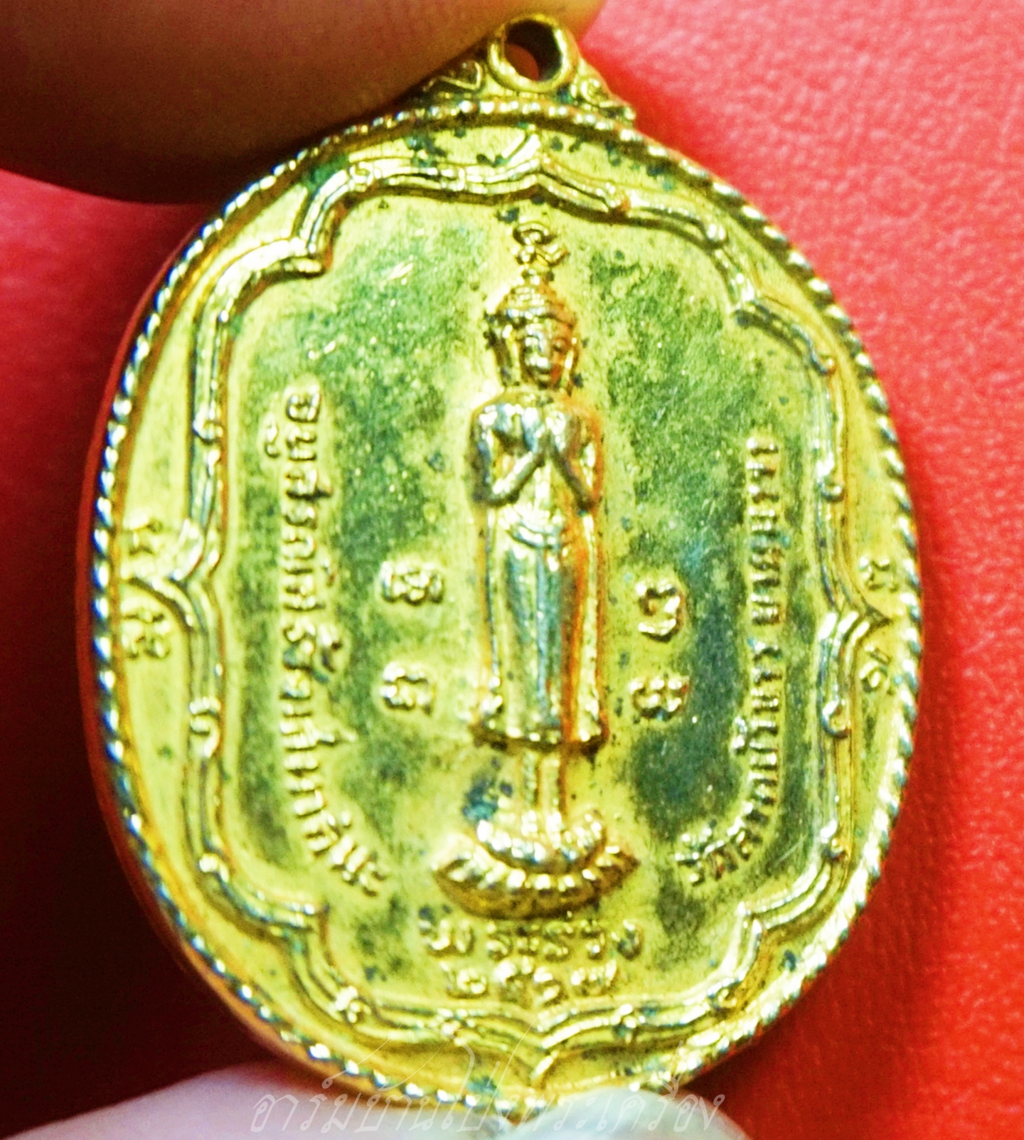 พระร่วง อนุสรณ์สร้างเสนาสนะ วัดลาดบัวขาว จ.กรุงเทพ ปี๒๕๑๗ หลวงปู่โต๊ะ ปลุกเสก เนื้อกะไหล่ทองลงยา(องค์ที่1)