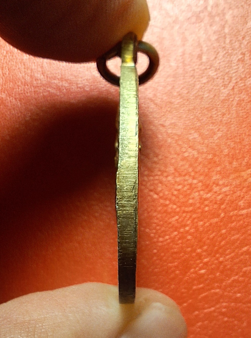 หลวงพ่อง้วน หลัง หลวงปู่หนู วัดบ้านซ่อง ที่ระลึกทำบุญอายุ๘๔ปี ปี๒๕๑๐ เนื้ออัลปาก้า บล๊อกนิยม(องค์ที่3)