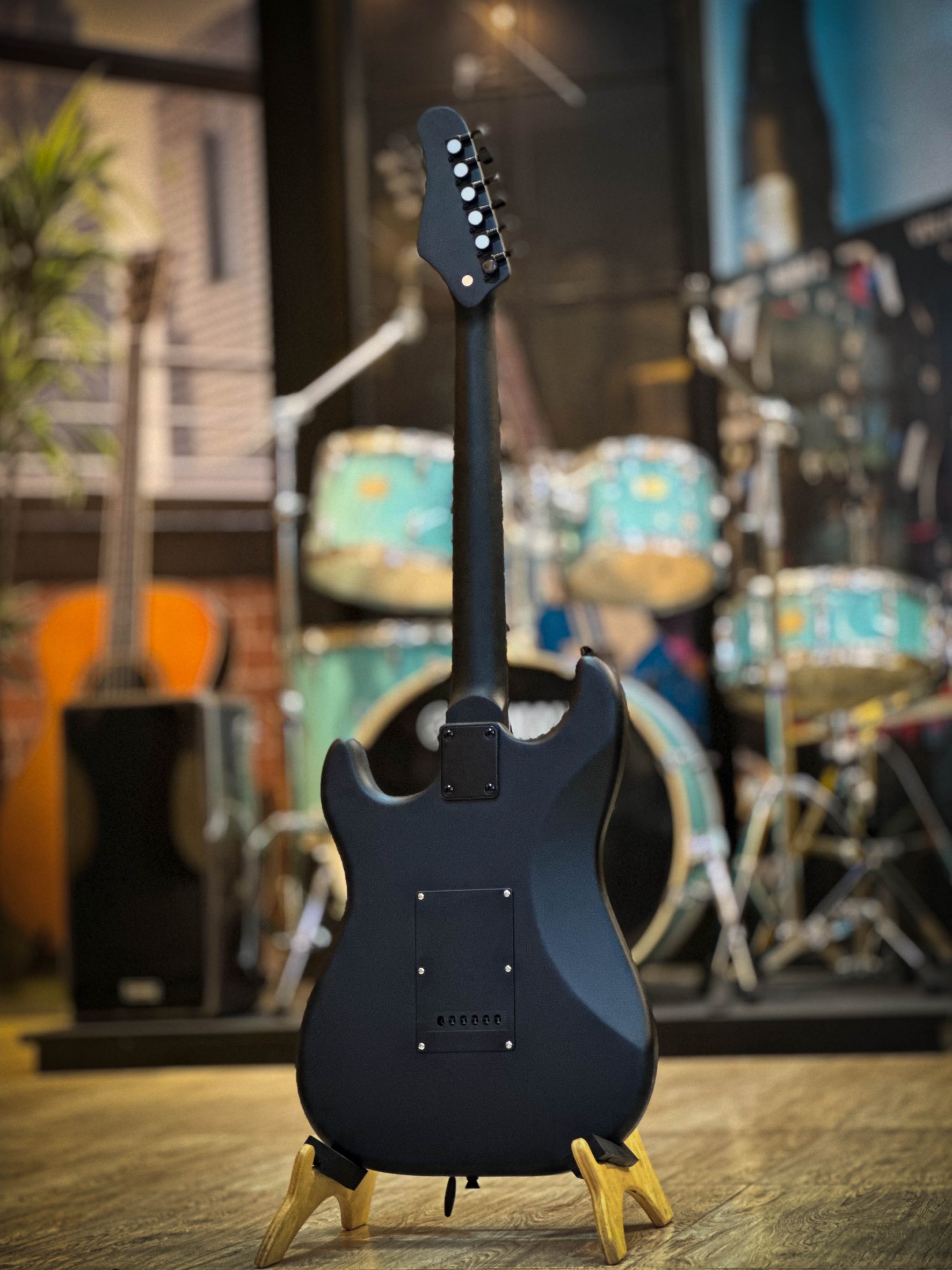 กีต้าร์ไฟฟ้า Kazuki รุ่น New comer ST ปิ๊กอัพ กีตาร์ไฟฟ้า HH ✅ พร้อมเซตของแถม