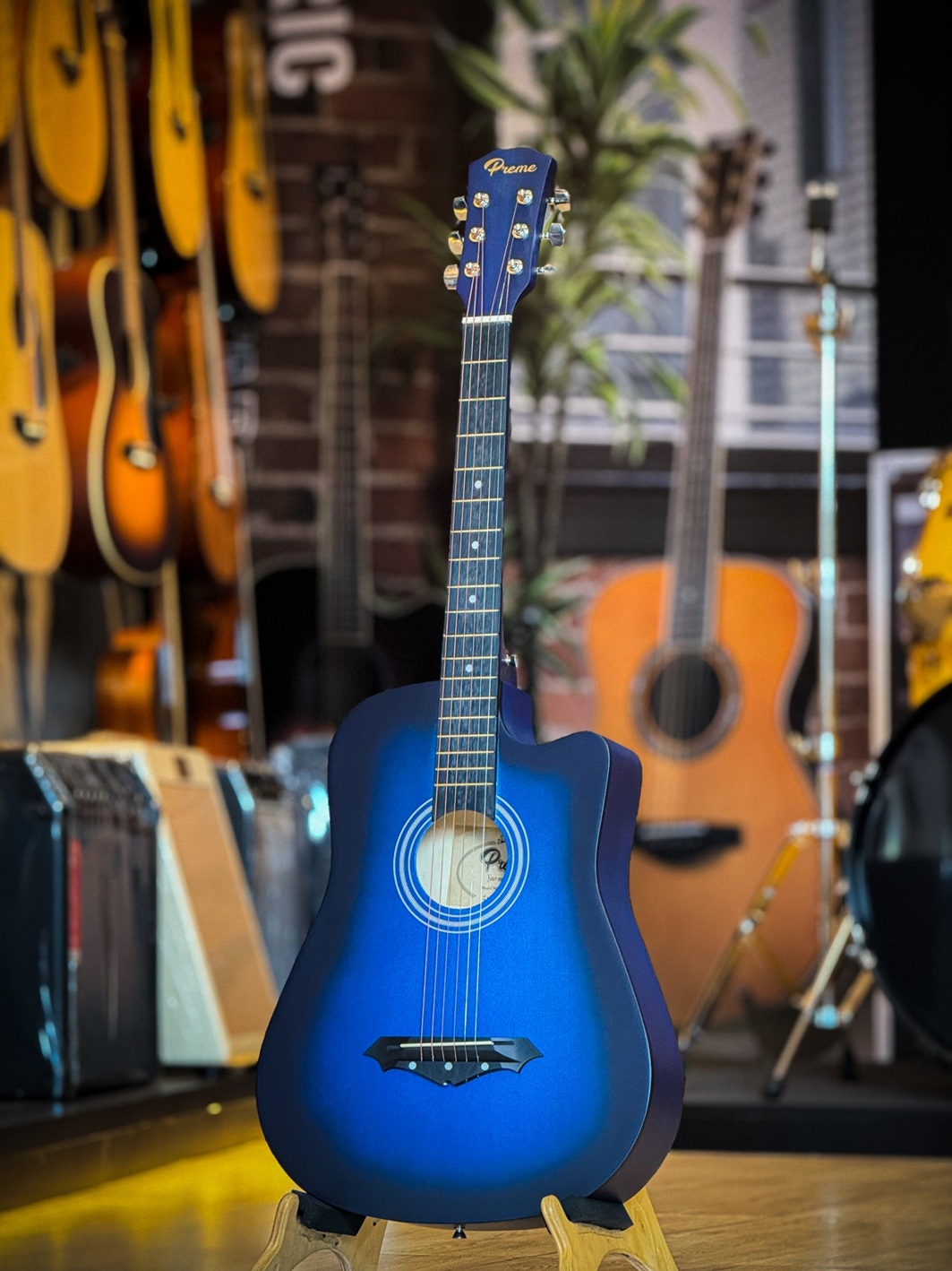 กีต้าร์โปร่ง Preme รุ่น G38C ขนาด 38 นิ้ว ด้าน สีน้ำเงิน ฟรี ปิ๊ก 4 อัน /ประแจ/ คู่มือ / กระเป๋าสกรีน Nami / คาโป้