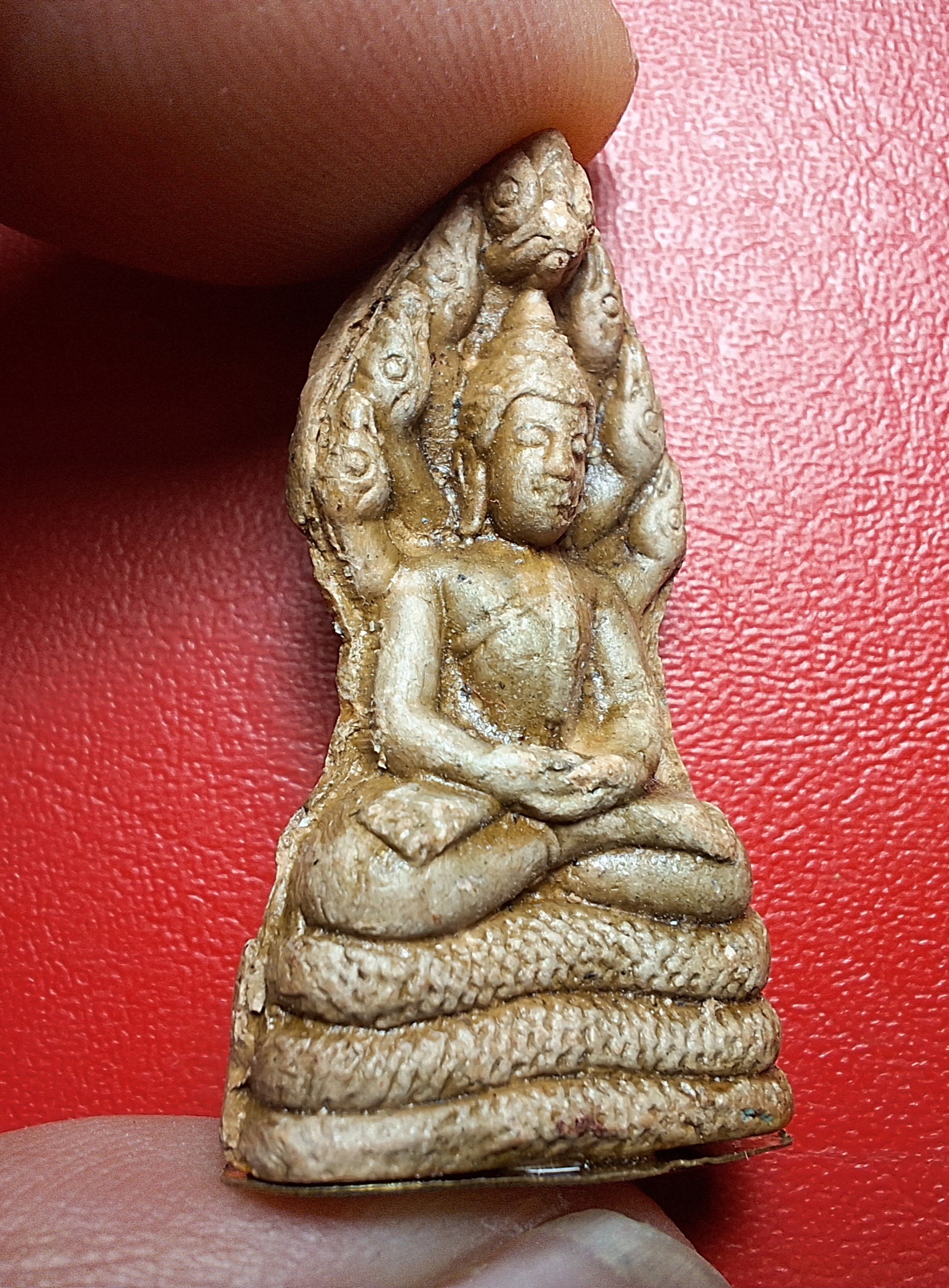 หลวงพ่อเขียว วัดเดิม จ.นครราชสีมา นาคปรกพิมาย เนื้อผง(องค์ที่1)