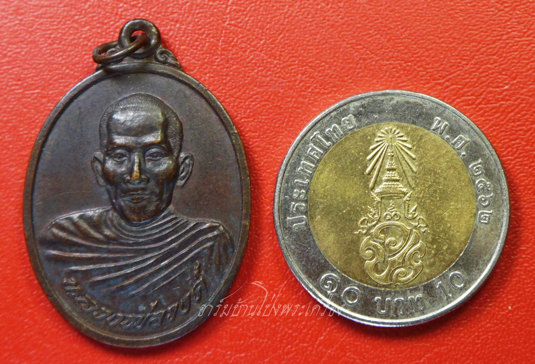 หลวงพ่อวงศ์ วัดหนองอ้อตะวันออก จ.ราชบุรี หลังหนุมานเชิญธง ปี๒๕๔๒ เนื้อทองแดง(องค์ที่3)