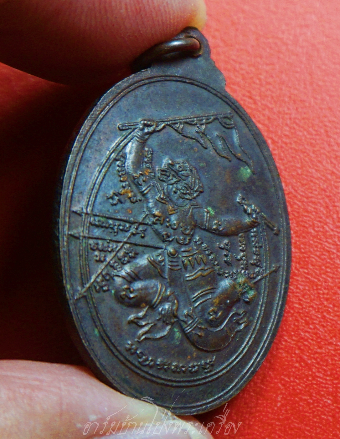 หลวงปู่หนู วัดทุ่งแหลม รุ่นอายุ๘๔ปี ปี๒๕๒๓ ตอกโค๊ตดอกจันทร์และเลข๒๓ เนื้อทองแดงรมดำ(องค์ที่1)