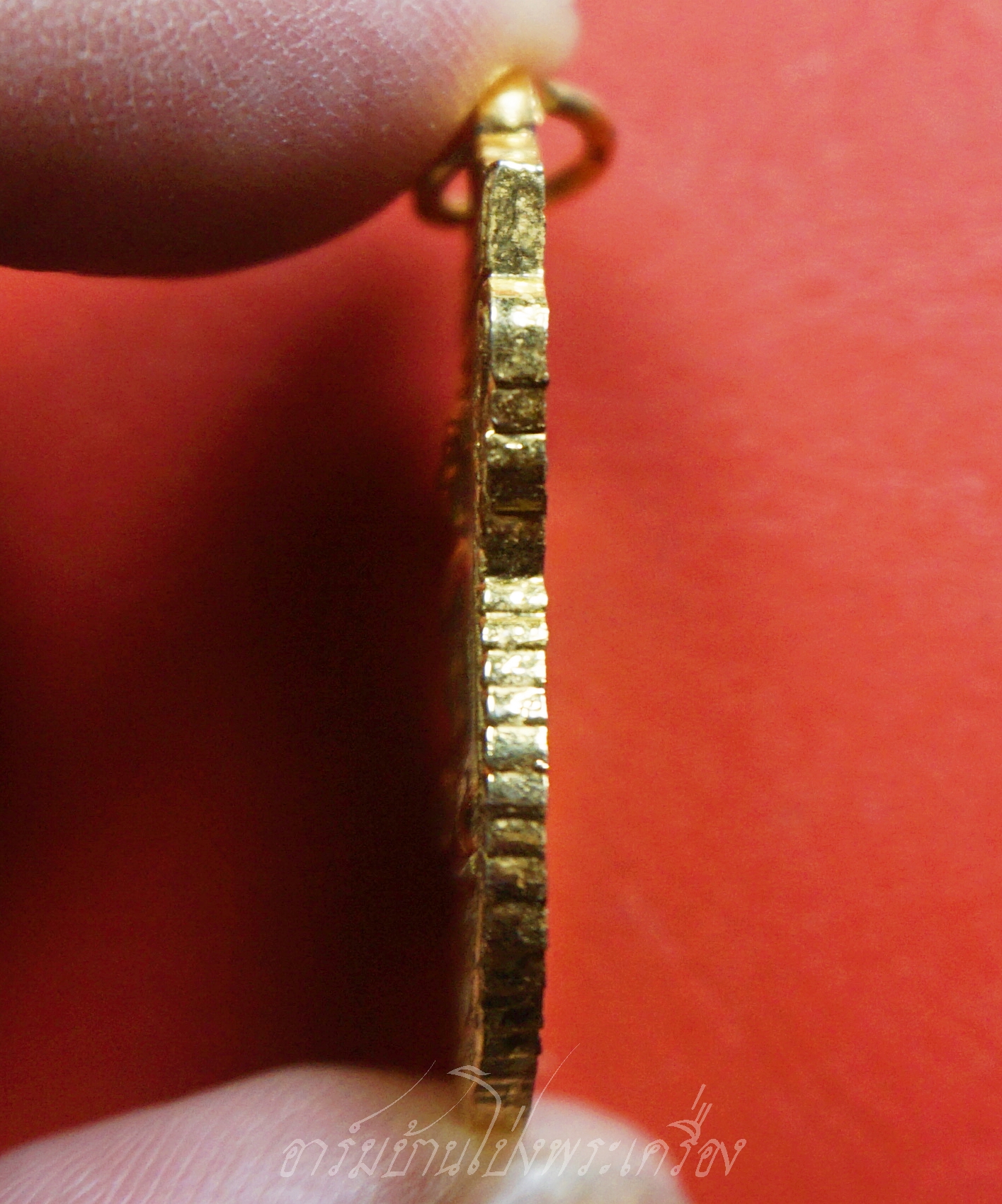 เหรียญเสมา พระพุทธมหาสุวรรณปฏิมากรหรือหลวงพ่อทองคำ วัดไตรมิตร ปี๒๕๓๘ เนื้อกะไหล่ทอง เจ้าคุณธงชัยสร้าง(องค์ที่1)