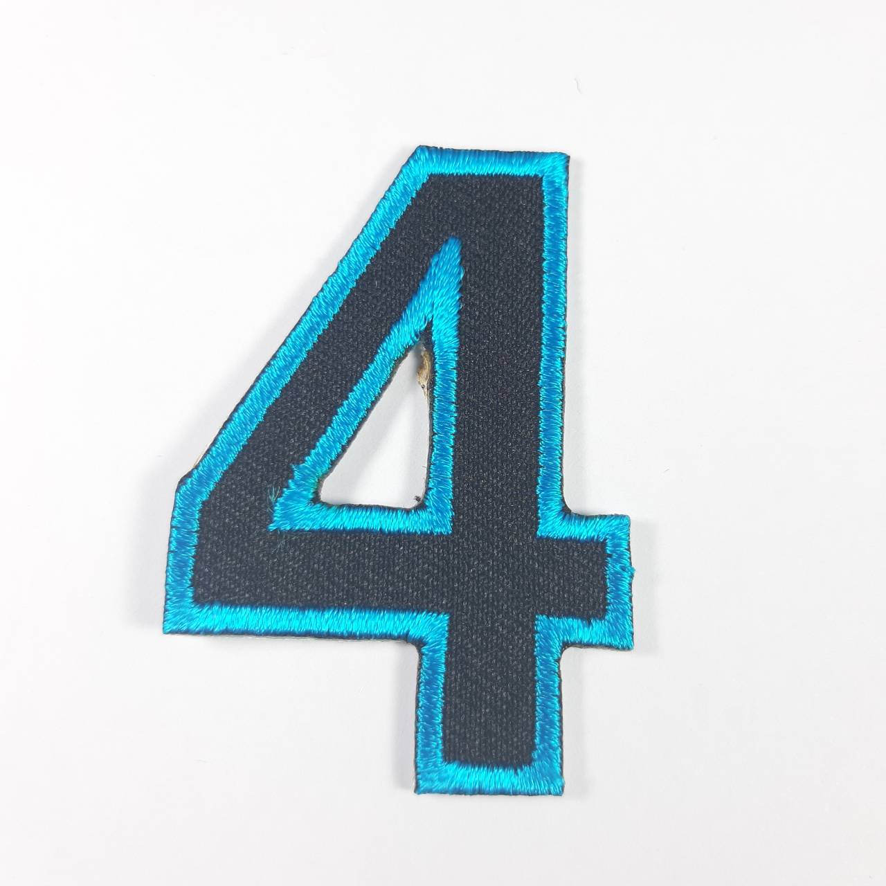 เลข 4