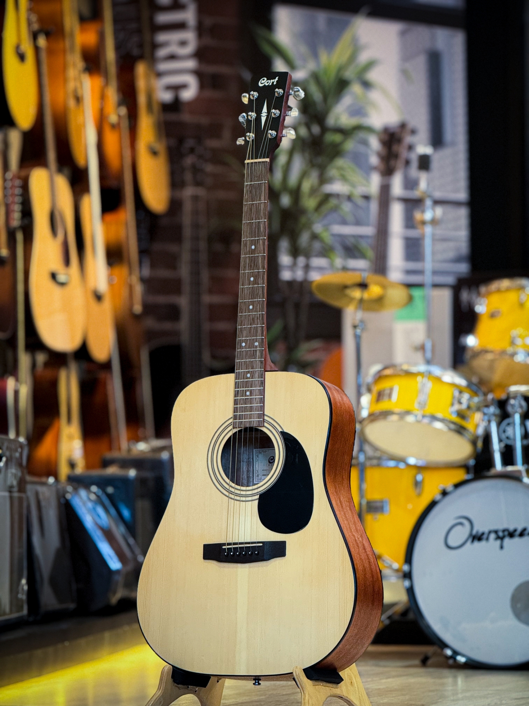 กีต้าร์โปร่ง Cort รุ่น Cort AD-810 ภาคไฟฟ้า OS-1 ขนาด 41 นิ้ว พร้อมของแถมสุดคุ้ม