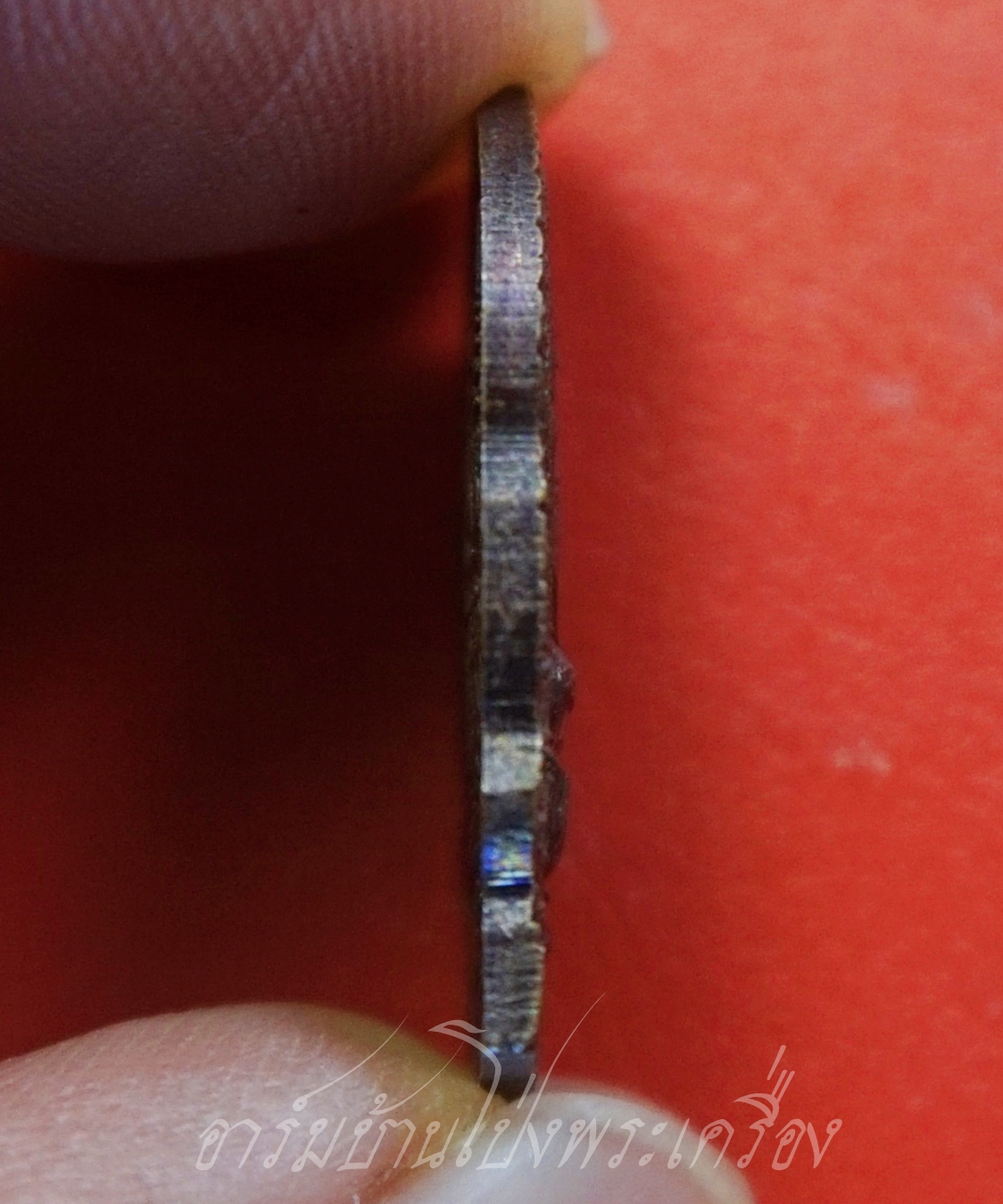 หลวงพ่อแช่ม วัดตาก้อง จ.นครปฐม รุ่นนั่งพาน หลังยันต์ครู โค๊ต "นะ" ที่สังฆาฏิ(องค์ที่2)