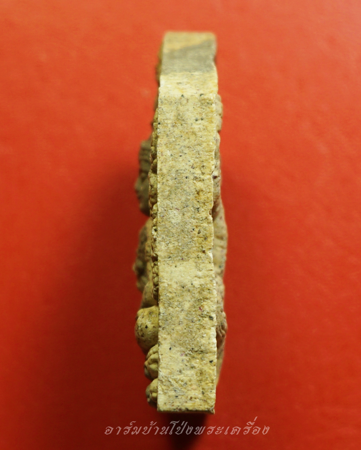 พระยอดขุนพล วัดเจดีย์หอย หลัง พระนารายณ์ เนื้อผง(องค์ที่1)