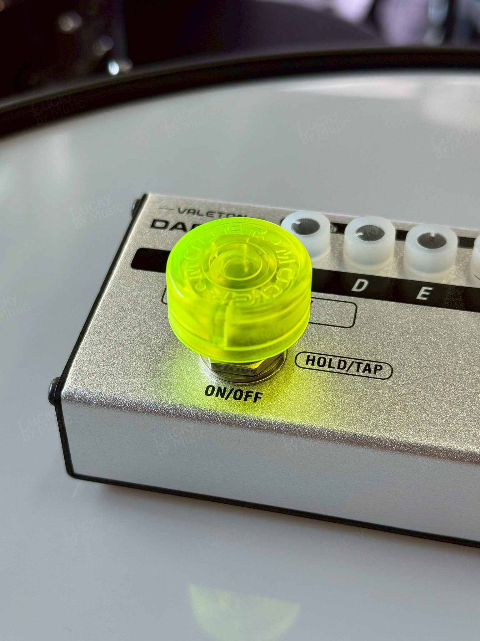 ฝาครอบเอฟเฟค Mooer Foot Switch Topper จุกครอบเอฟเฟค [คละสี] ที่ครอบเอฟเฟค สําหรับเอฟเฟคกีตาร์