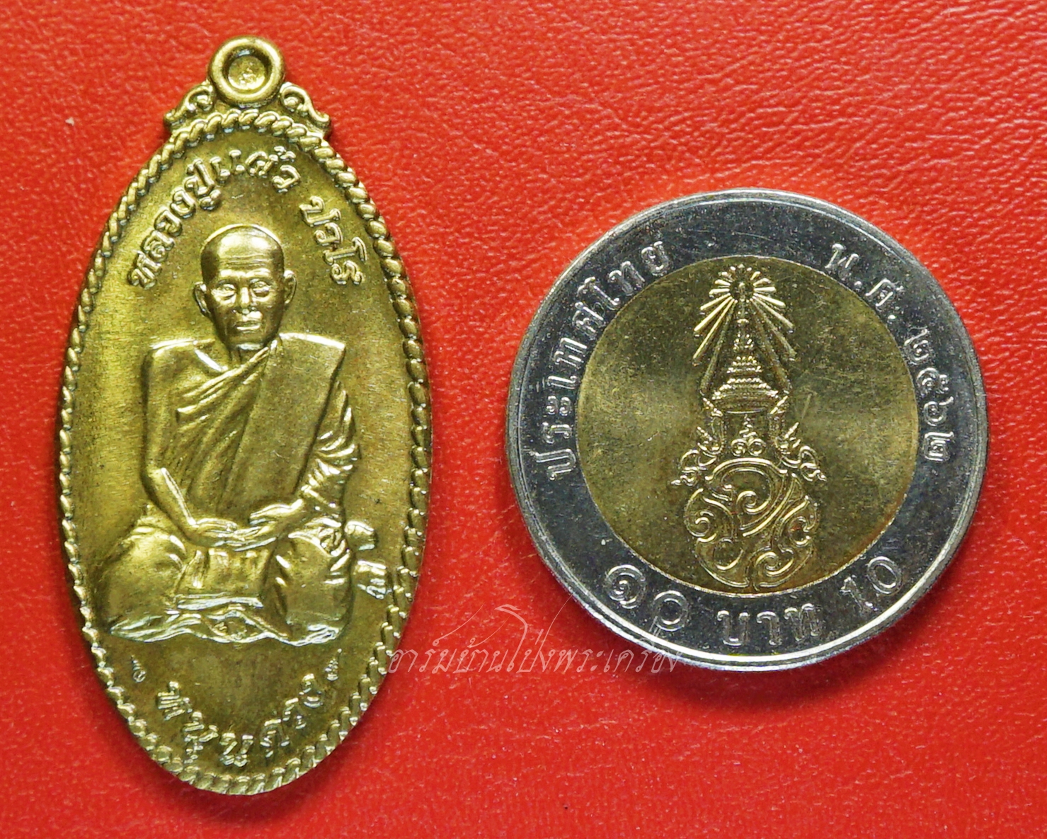 หลวงปู่แผ้ว วัดหนองพงนก หนุนดวง เนื้อฝาบาตร(องค์ที่3)