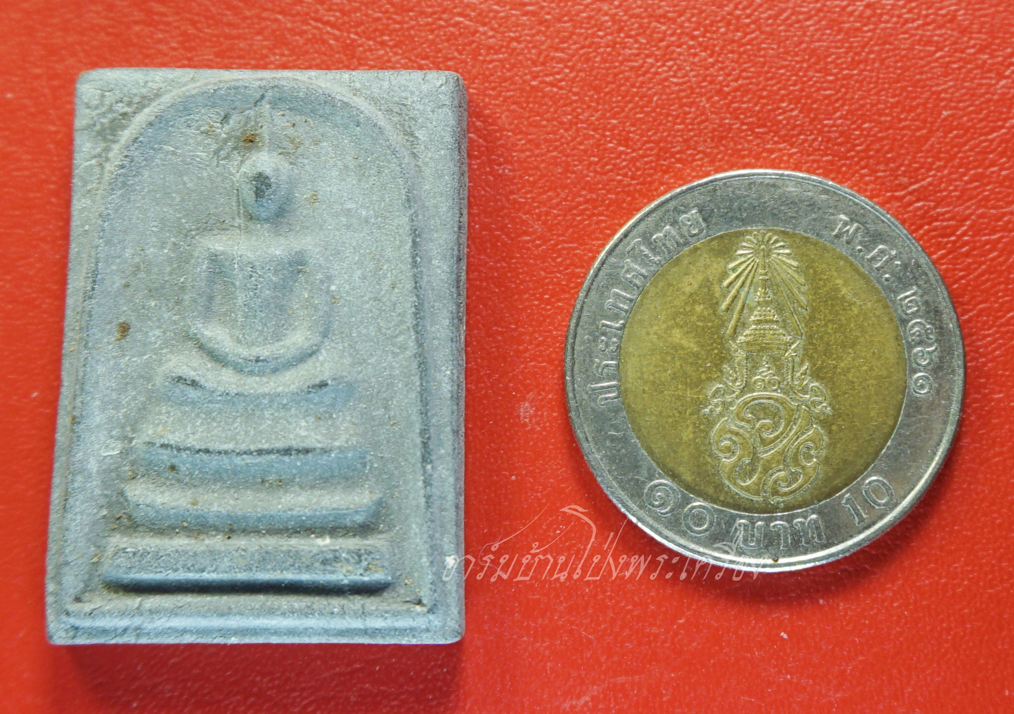 หลวงปู่หนู ฉินนะกาโม วัดทุ่งแหลม สมเด็จยันต์เล็ก ฉลองอายุ๗๒ปี ปี๒๕๑๗ เนื้อผงสีเทา(องค์ที่4)