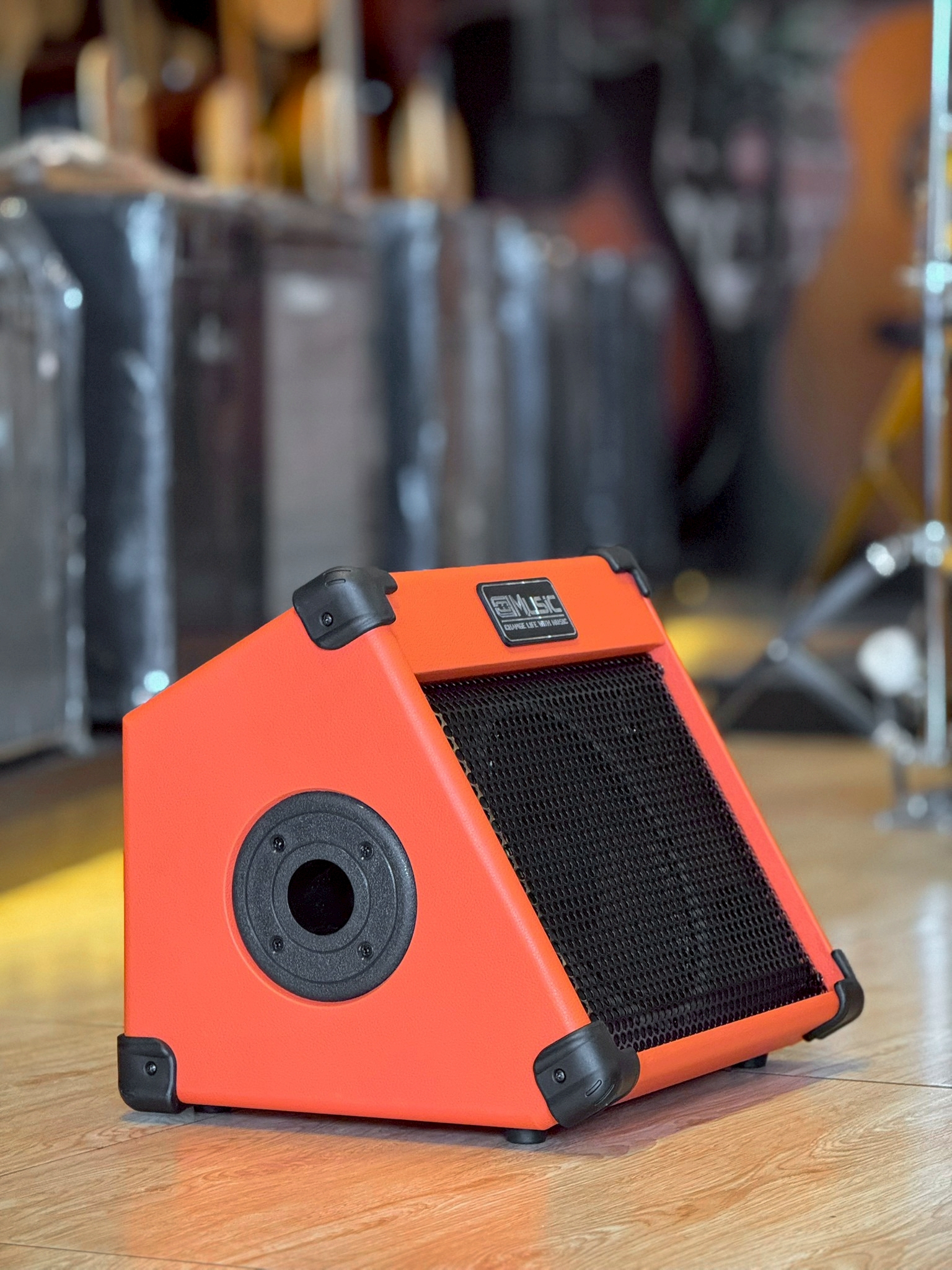 แอมป์กีต้าร์โปร่ง Cool Music รุ่น AC-20 แอมป์กีตาร์ มีบลูทูธ Acoustic ขนาด 20 วัตต์ มีช่องหูฟัง/input 2 ช่อง