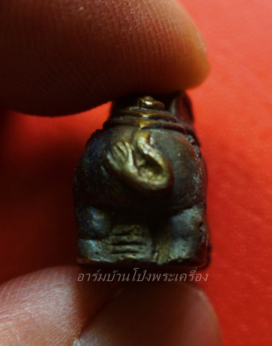 กุญชร อ้อนทรัพย์ สถานปฏิบัติธรรมถ้ำขุนกุญชร ปี๒๕๕๖ เนื้อทองแดงรมดำ(องค์ที่1)