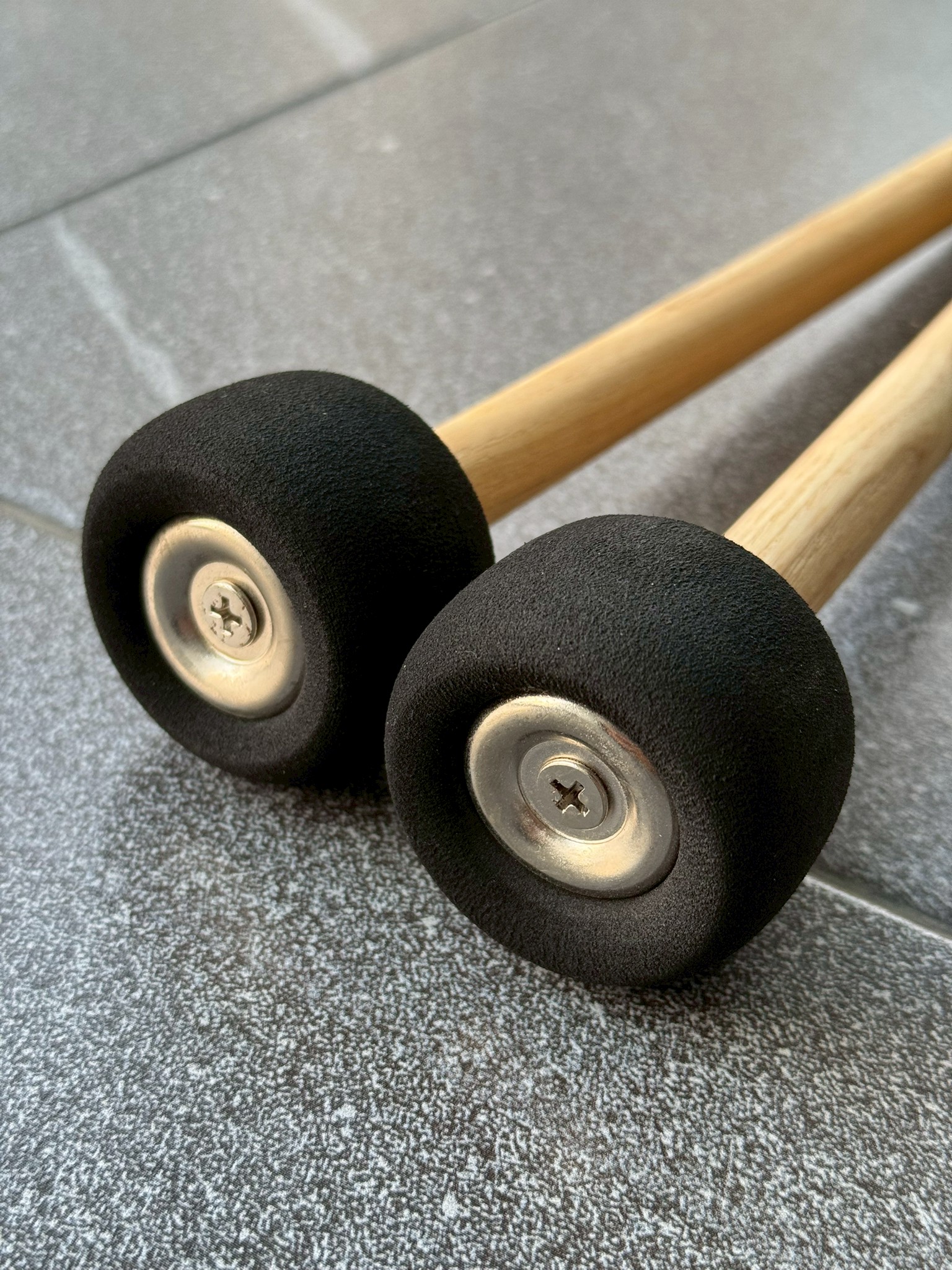 ไม้ตีกลองใหญ่ ด้ามหวาย ไม้กลอง ไม้ตีกลองใหญ่ ด้ามไม้ เดียว / คู่ คละหัวไม้