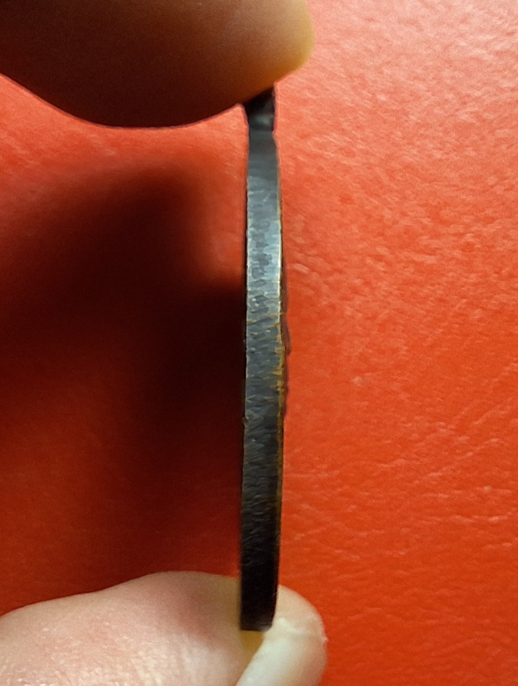 หลวงพ่อฟุ้ง วัดห้วยยางโทน รุ่นแรก ปี๒๕๒๔ เนื้อทองแดงรมดำ(องค์ที่4)