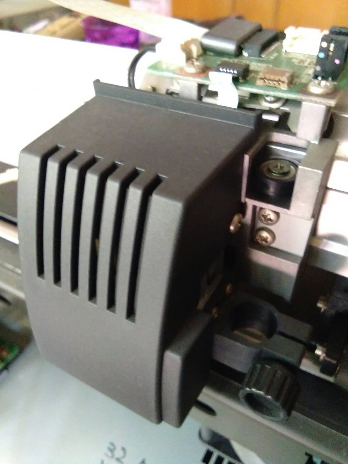 GT- 004 Head Move ชุดหัวเลื่อนจับหัวใบมีด เครื่อง Graphtec รุ่น CE3000-60 มือสอง สภาพดี