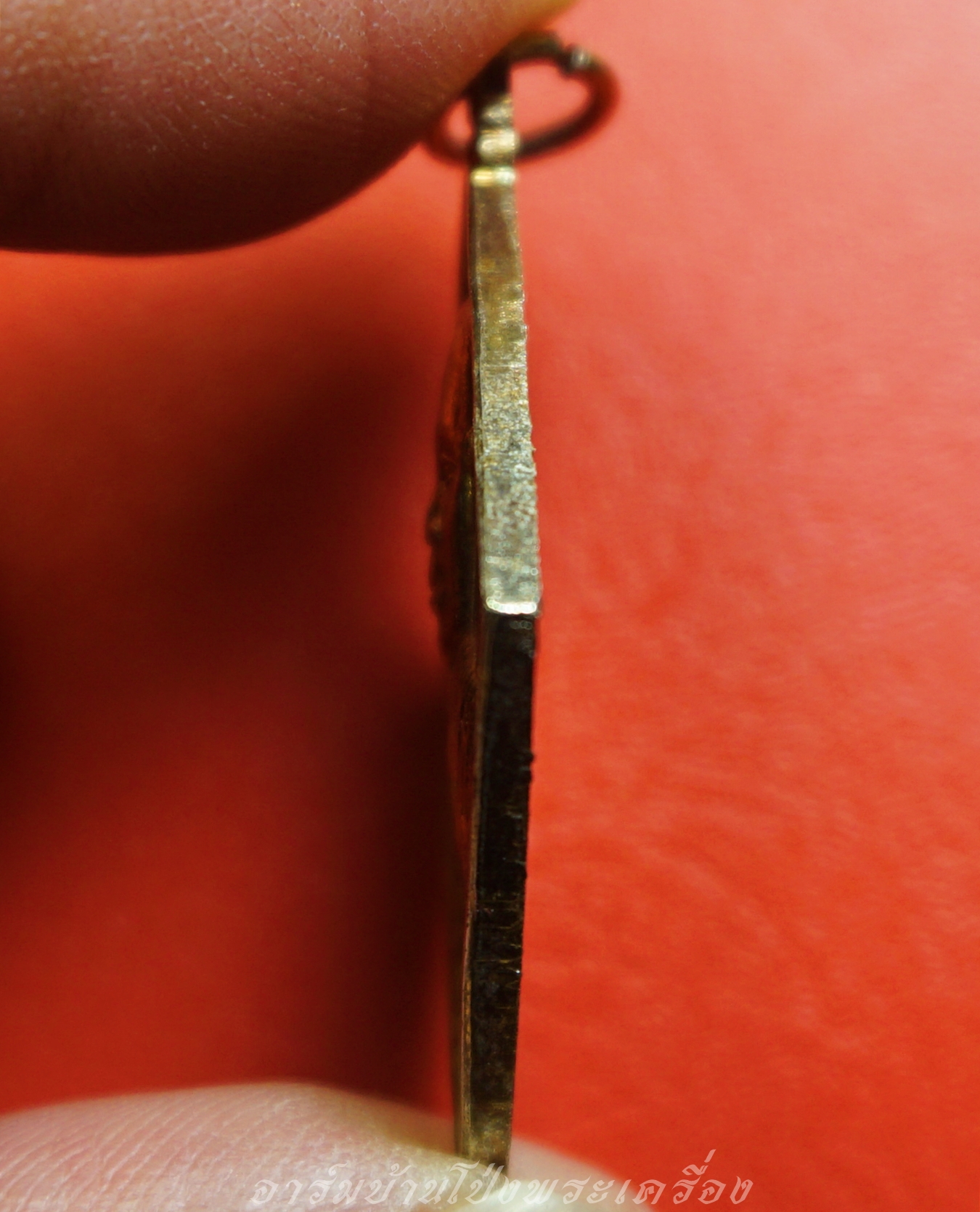 พระอธิการแกะ วัดเลาเต่า เนื้อกะไหล่ทอง(องค์ที่1)