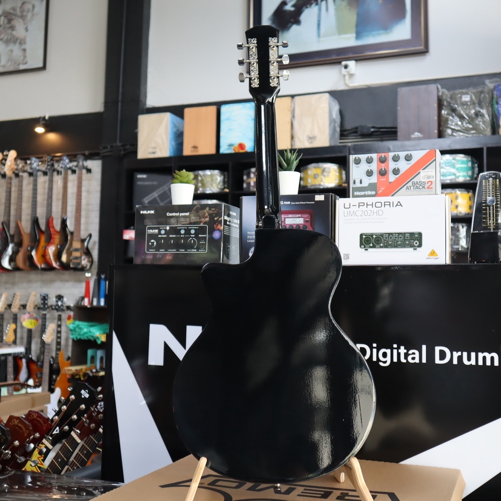 Martin lee กีต้าร์โปร่ง รุ่น ML-38C สีดำ