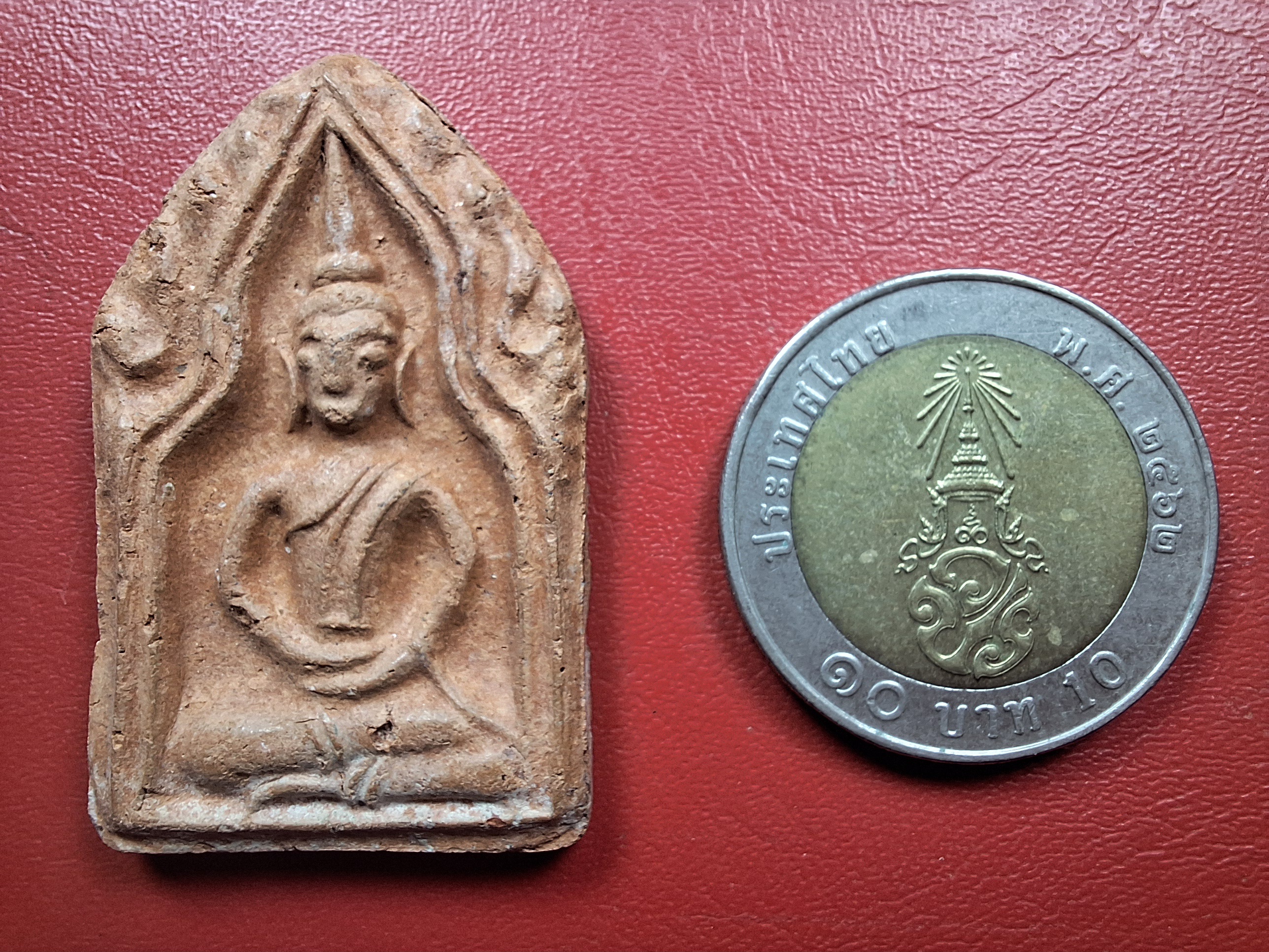 พระขุนแผน บ้านกร่าง ทรงพลเล็ก รุ่นแรก ยุทธหัตถี๔๑๔ปี(องค์ที่1)