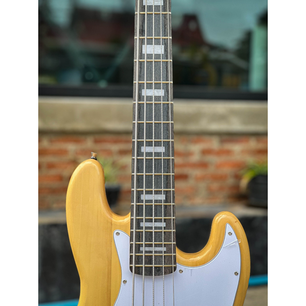 Martinlee เบสไฟฟ้า JB98R-5 สีไม้อ่อน จำนวน 5 สาย ทรง Jazz Bass งานไม้เคลือบเงา คอไม้เมเปิ้ล ✅แถมกระเป๋า
