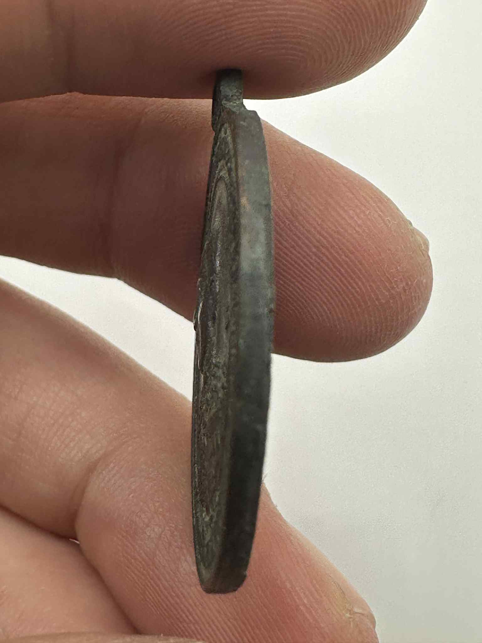 18.เหรียญทองแดง เหรียญรุ่นเปิดพระตำหนัก พลเรือเอกพระเจ้าบรมวงศ์เธอกรมหลวงชุมพรเขตอุดมศักดิ์