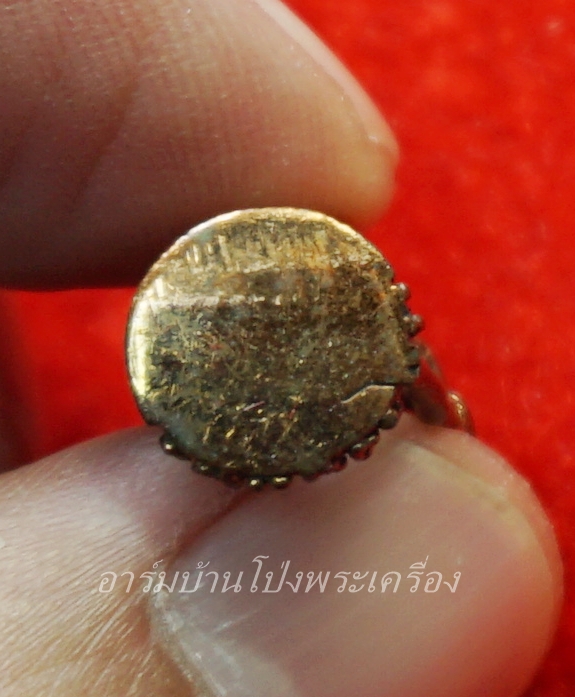 หลวงปู่แผ้ว วัดรางหมัน รูปหล่อชูชก ป๊๒๕๕๓ เนื้อนวะ ตอกเลข๔๑๕(องค์ที่2)