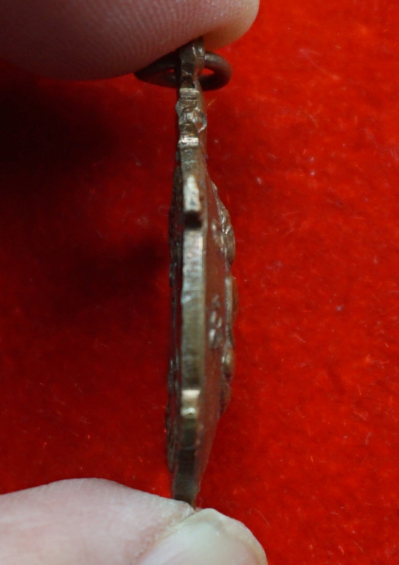 หลวงพ่อยศ วัดบ้านฆ้องใหญ่ เต่ารุ่นสร้างอุโบสถ ปี๒๕๒๔ เนื้อทองแดง(องค์ที่7)