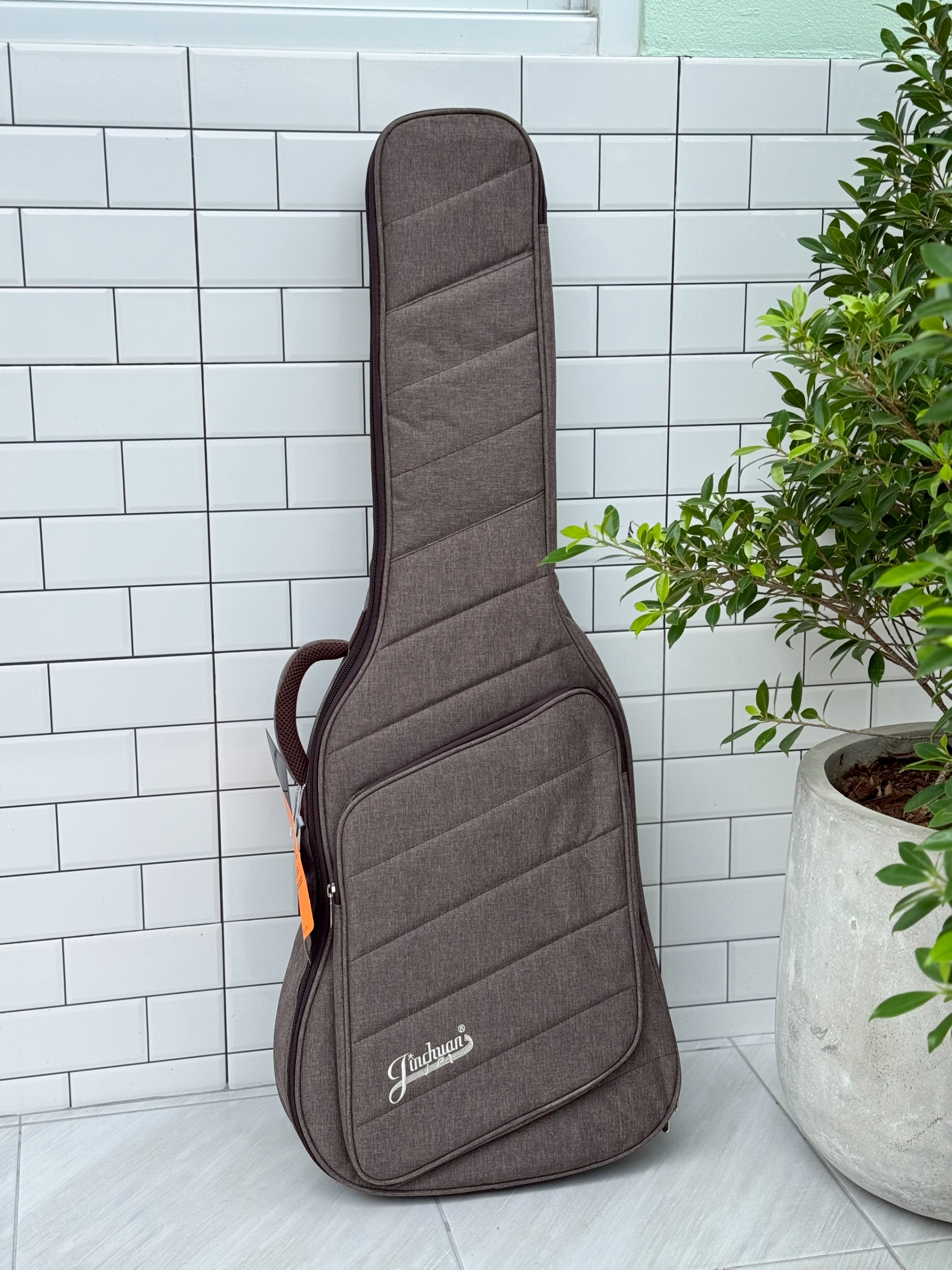 ซอฟเคสไฟฟ้า Jinchuan JC B-2317 [BW] กระเป๋ากีตาร์ไฟฟ้า บุฟองหนา12มิล สายรัดคออย่างดี พร้อมหูหิ้ว/สะพายหลัง
