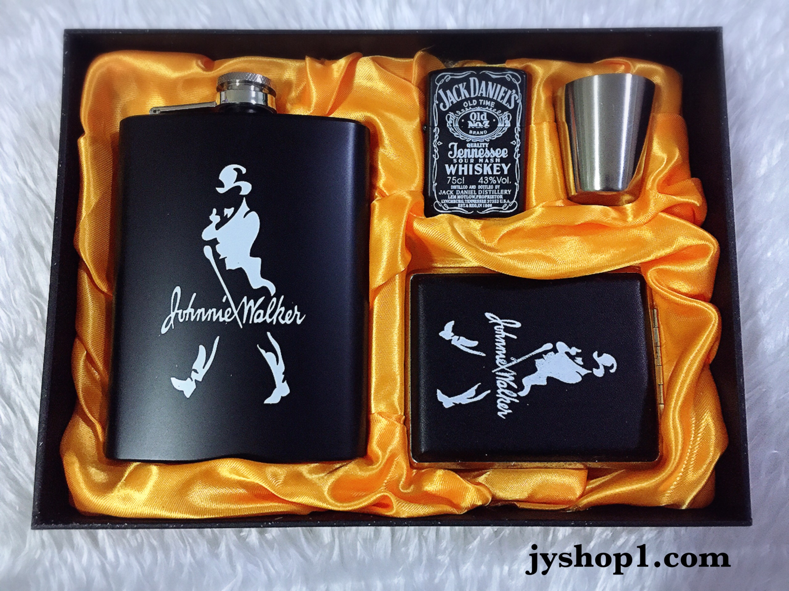 ขวดเหล้า ขวด แบบชุด+กล่องบุหรี่+ไฟแช็ค Johnnie