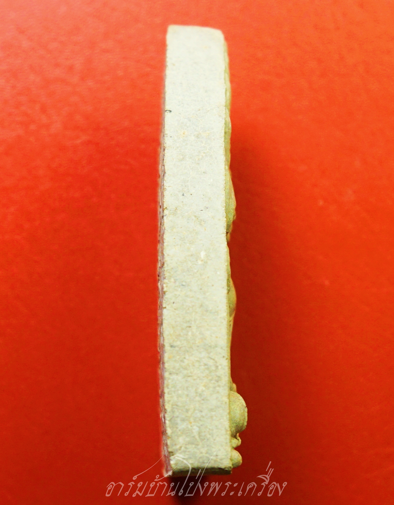 หลวงพ่ออรุณ วัดด่านทับตะโก ขุนแผน เนื้อผงฝังพลอย(องค์ที่1)