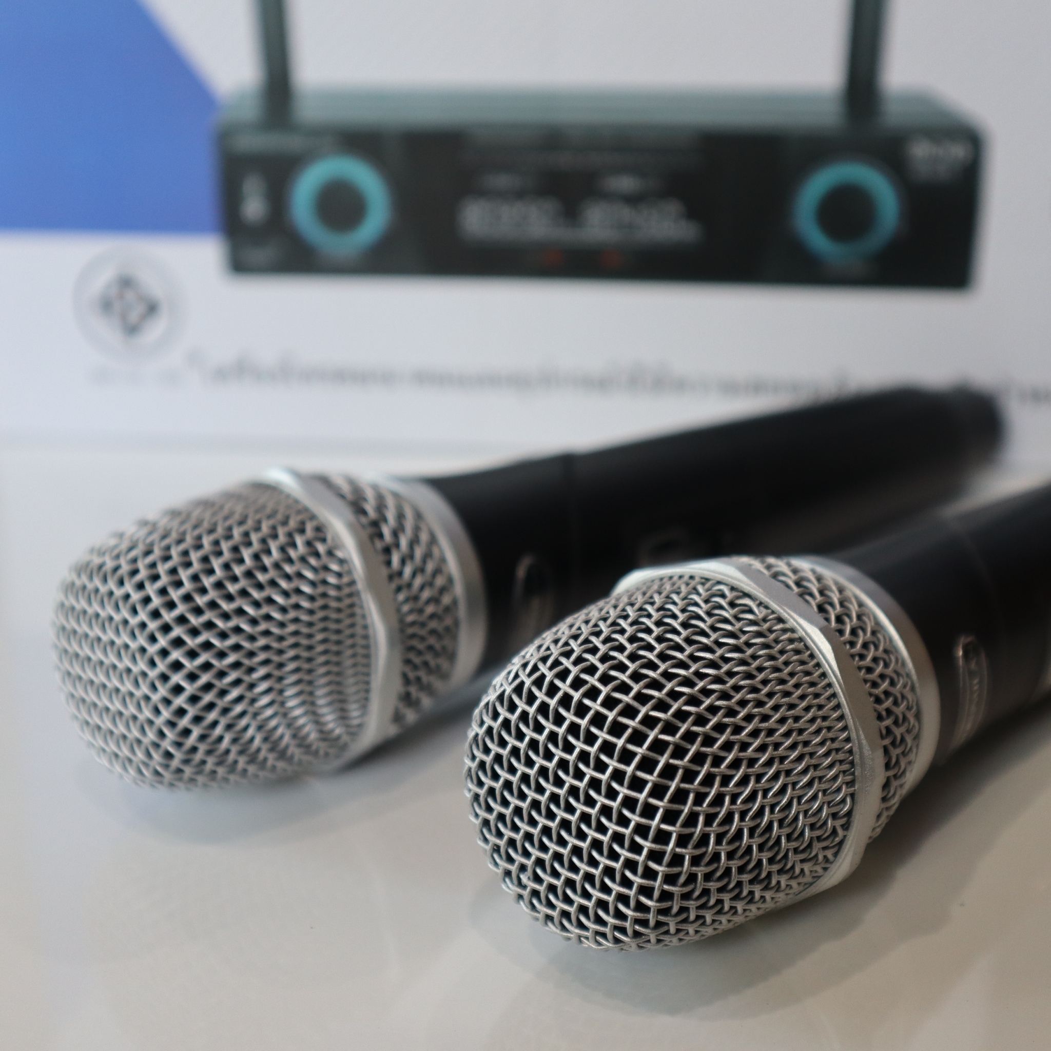 ไมค์ลอยคู่ Soundmilan รุ่น ML-6675 UHF Wireless Microphone คลื่นความถี่ใหม่ เสียงชัดเจน ไมค์โครโฟน ไมค์โครโฟนไร้สาย *ของแท้* รับประกันสินค้า -Luckybymusic