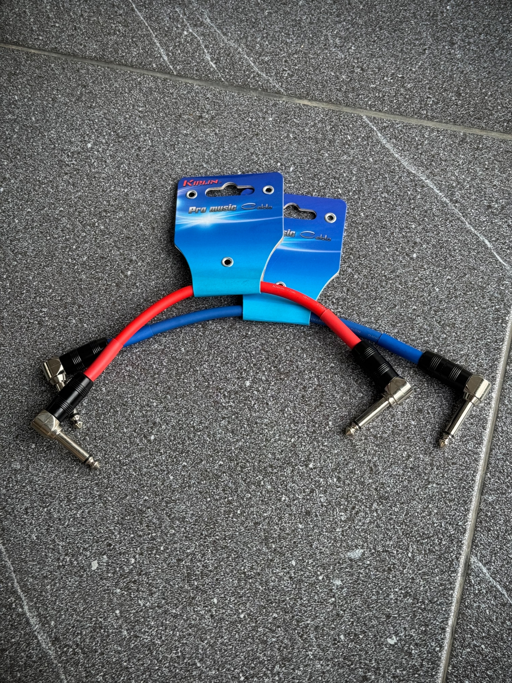 สายพ่วงเอฟเฟค Kirlin รุ่น IPC-203B สายแจ็คสำหรับต่อเอฟเฟค ความยาว 20CM คุณภาพดี สัญญาณเสถียร