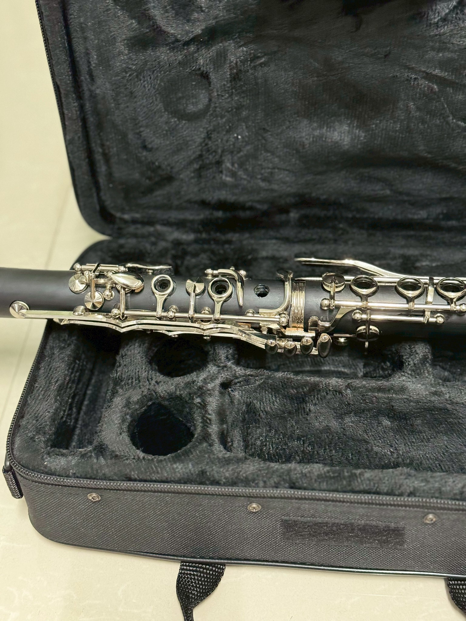 คลาริเน็ต Clarinet Overspeed - คลาริเน็ต พร้อมกระเป๋าเก็บอย่างดี สีดํา เสียงกังวาล แข็งแรง