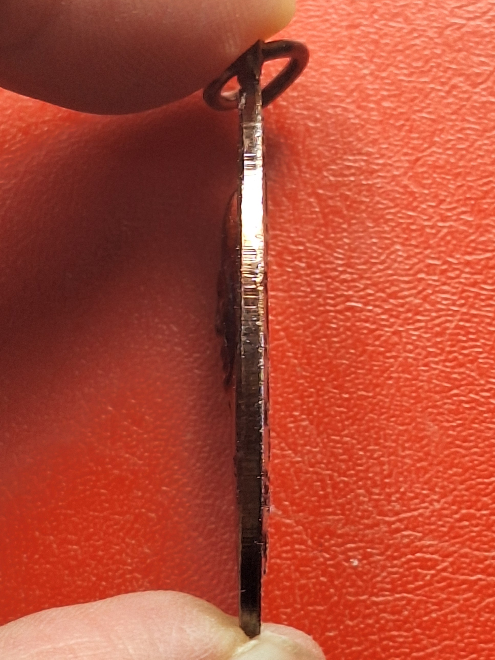 หลวงปู่แผ้ว ปวโร วัดกำแพงแสน ใบขี้เหล็ก วัดกำแพงแสน ปี๒๕๕๗ เนื้อทองแดง บล๊อกนวะ ตอกโค้ต ส.ท.(สุดท้าย)(องค์ที่3)